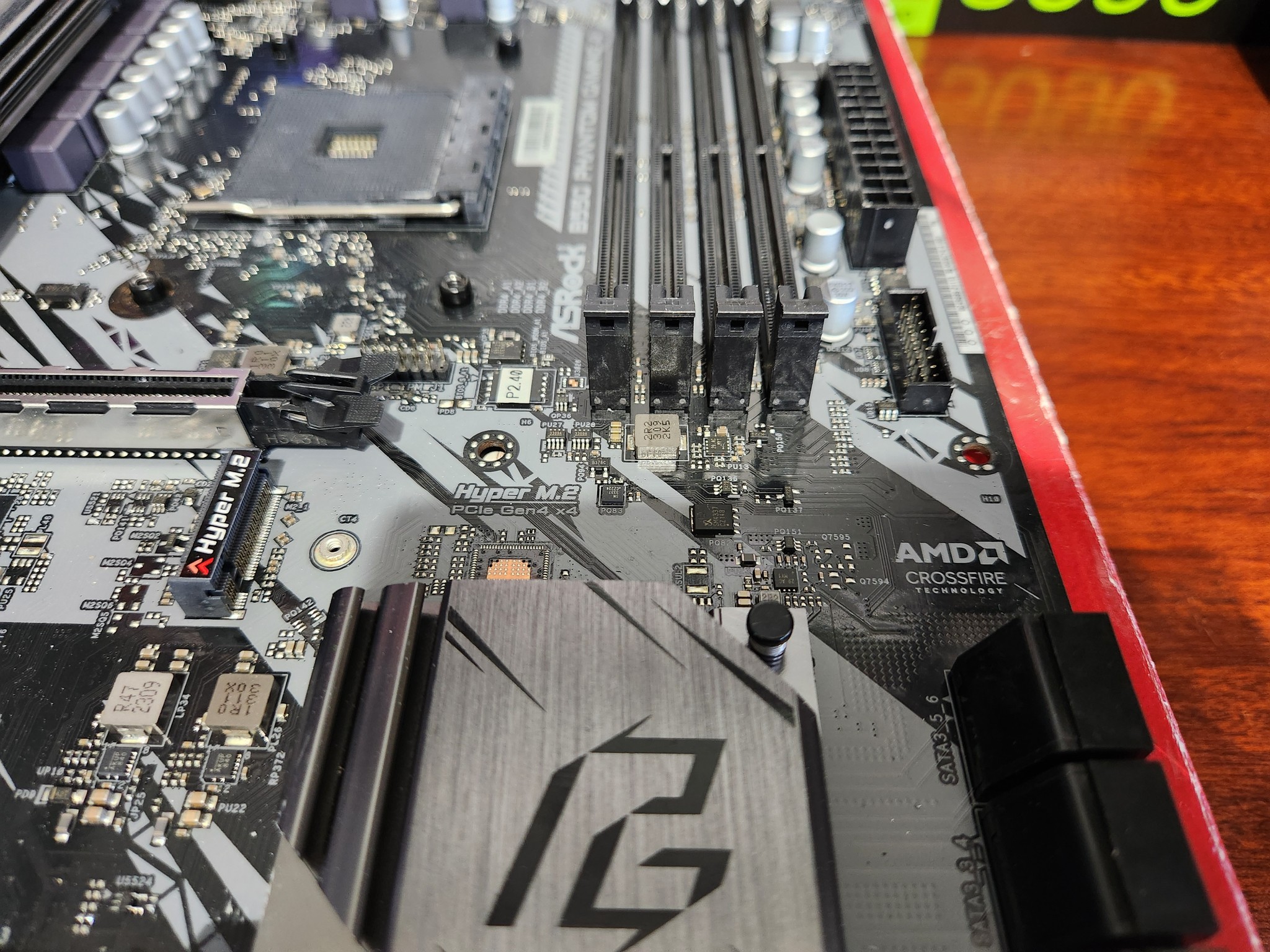 *FOR PARTS* ASRock B550 Phantom Gaming 4/ac AM4 AMD B550 SATA 6Gb/s ATX AMD Motherboard