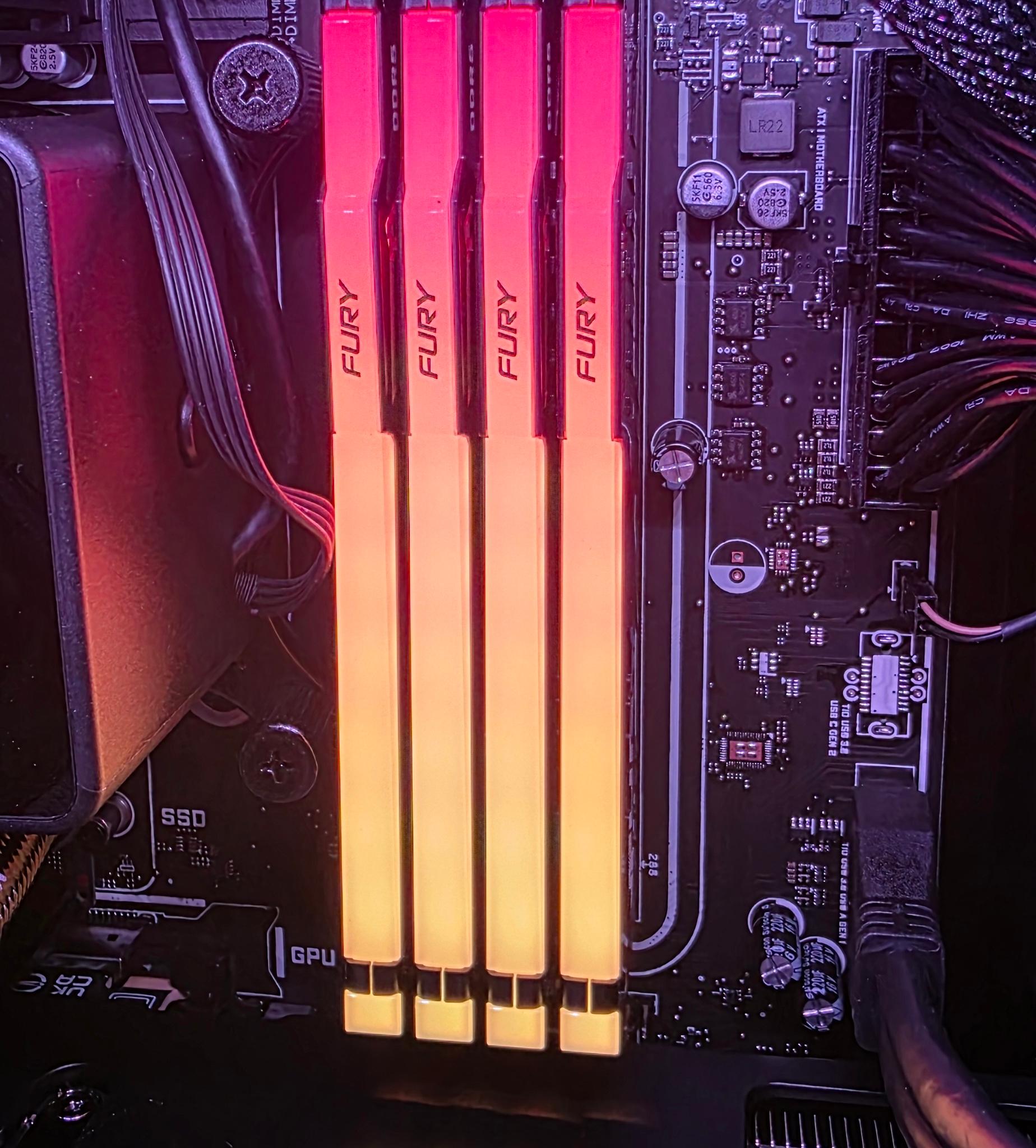 64GB DDR5 6000MHZ (16Gx4) - Kingston Fury RGB