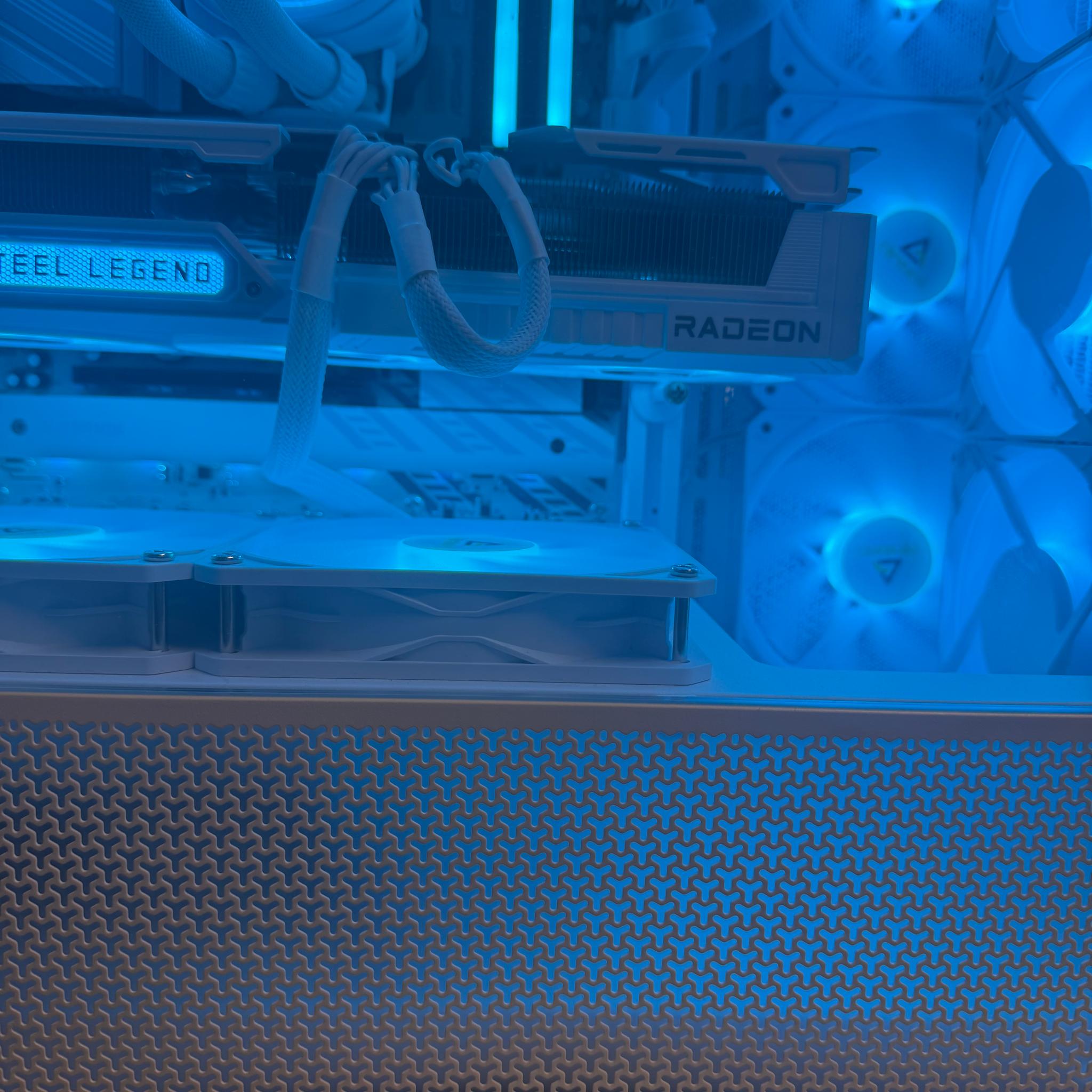 Blizzard | 9070xt | 7800X3d | 32gb ddr5 | 2tb nvme