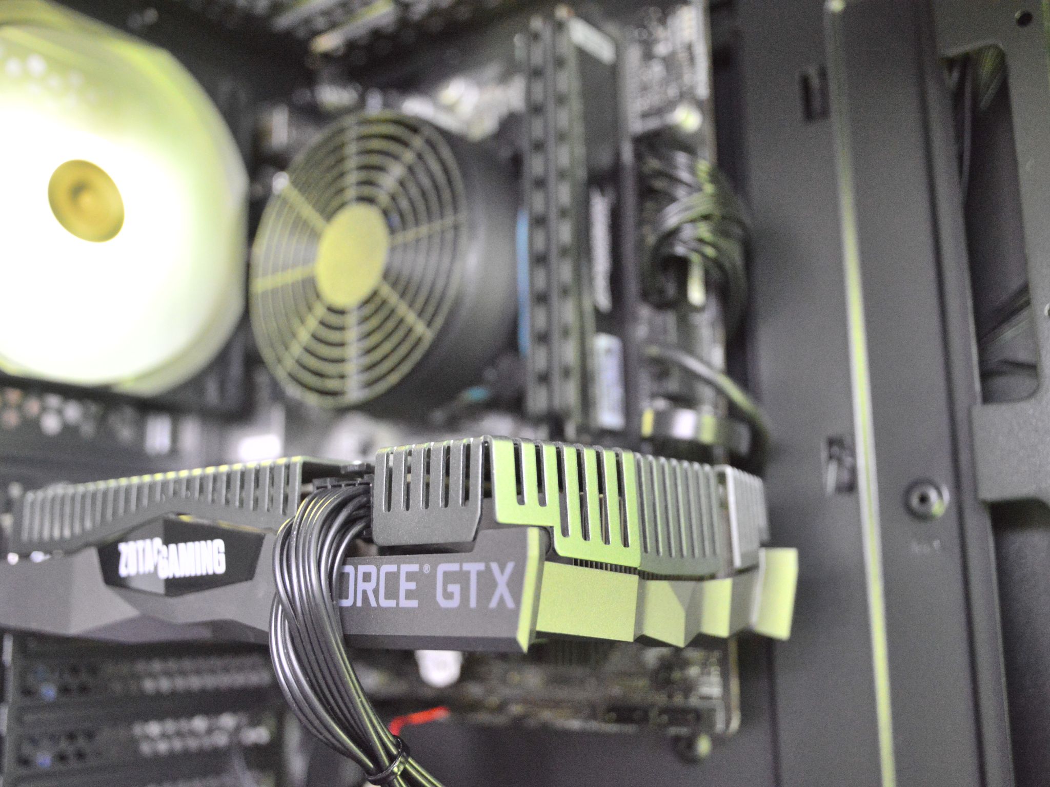 ☢️☢️ | GTX 1660 Ti 6GB | INTEL i5-8400 | 16GB DDR4 RAM | 512GB SATA SSD | Acid Rain 2.0 |