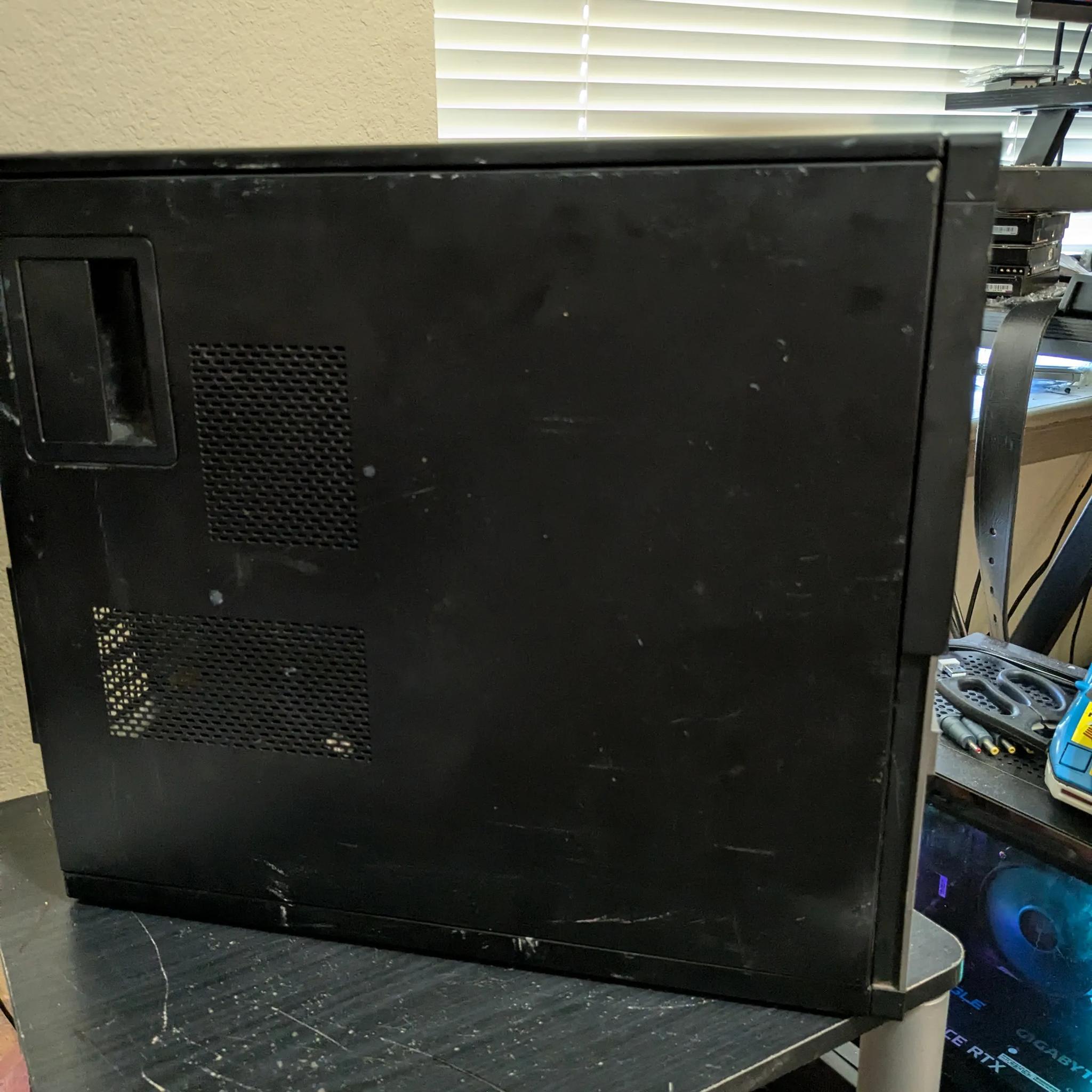 Scratch and Dent | 60 FPS Fortnite | Xeon E3 (Similar to i7-2600S), 16GB RAM, 256GB SSD, Win10, WiFi