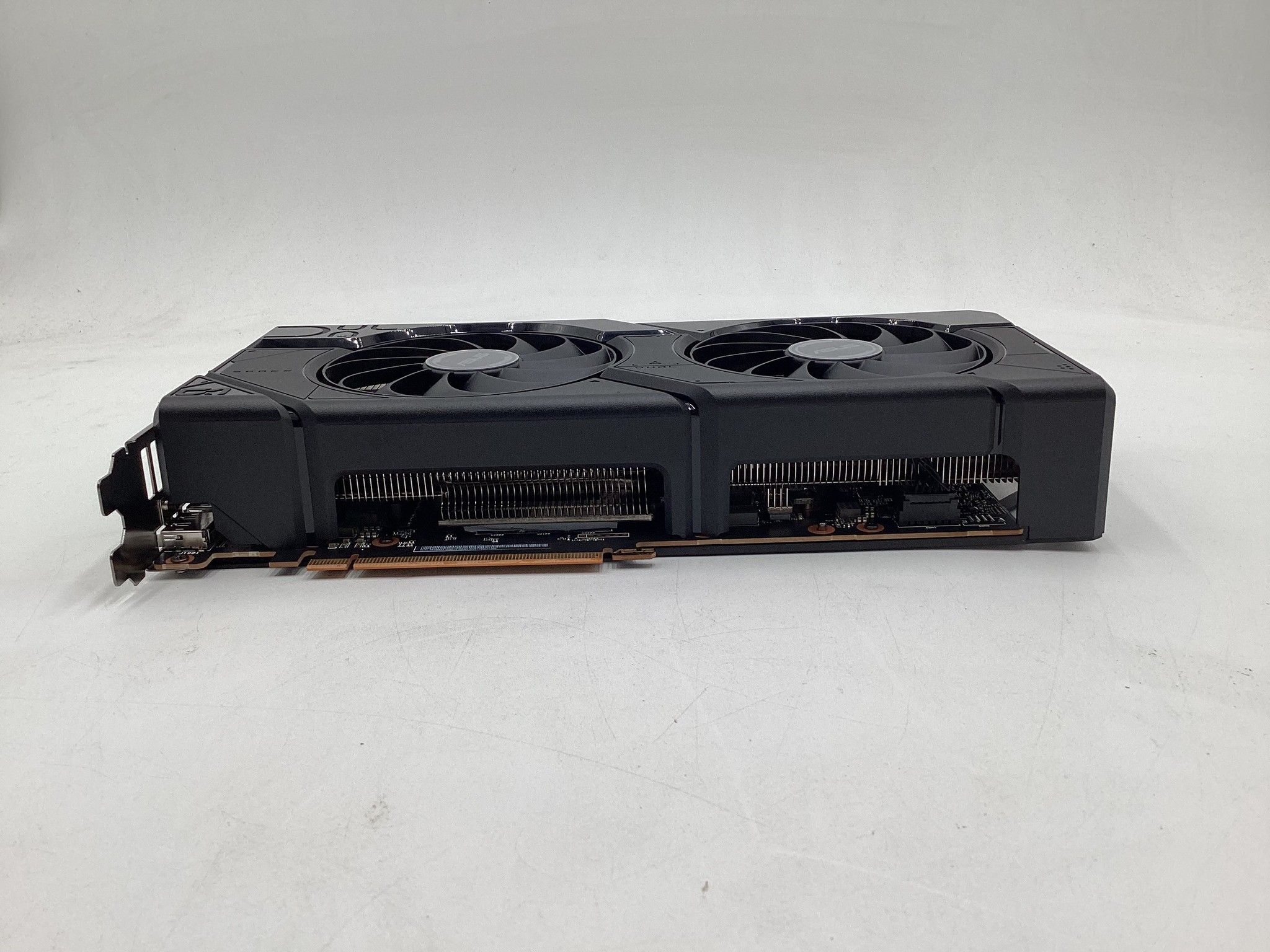 ASUS Dual Radeon™ RR X7800 XT 16G GDDR6X