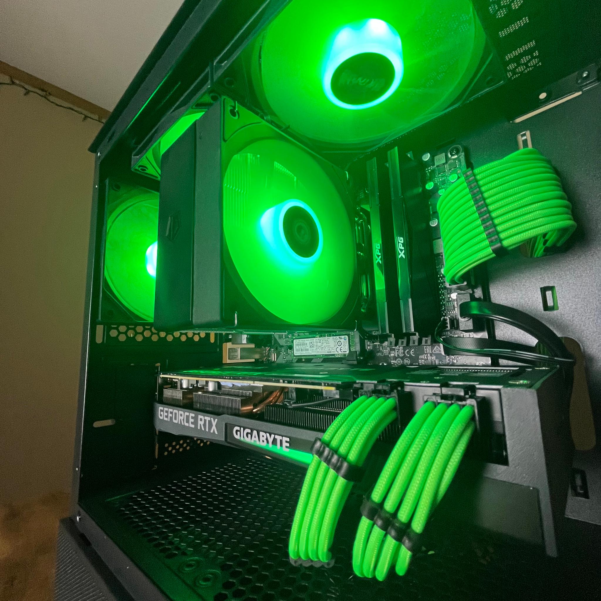 💚🖤Emerald Force Gaming PC🖤💚RTX 3070TI💚🖤Ryzen 5 7600🖤💚16GB DDR5💚🖤1TB NVME SSD🖤💚