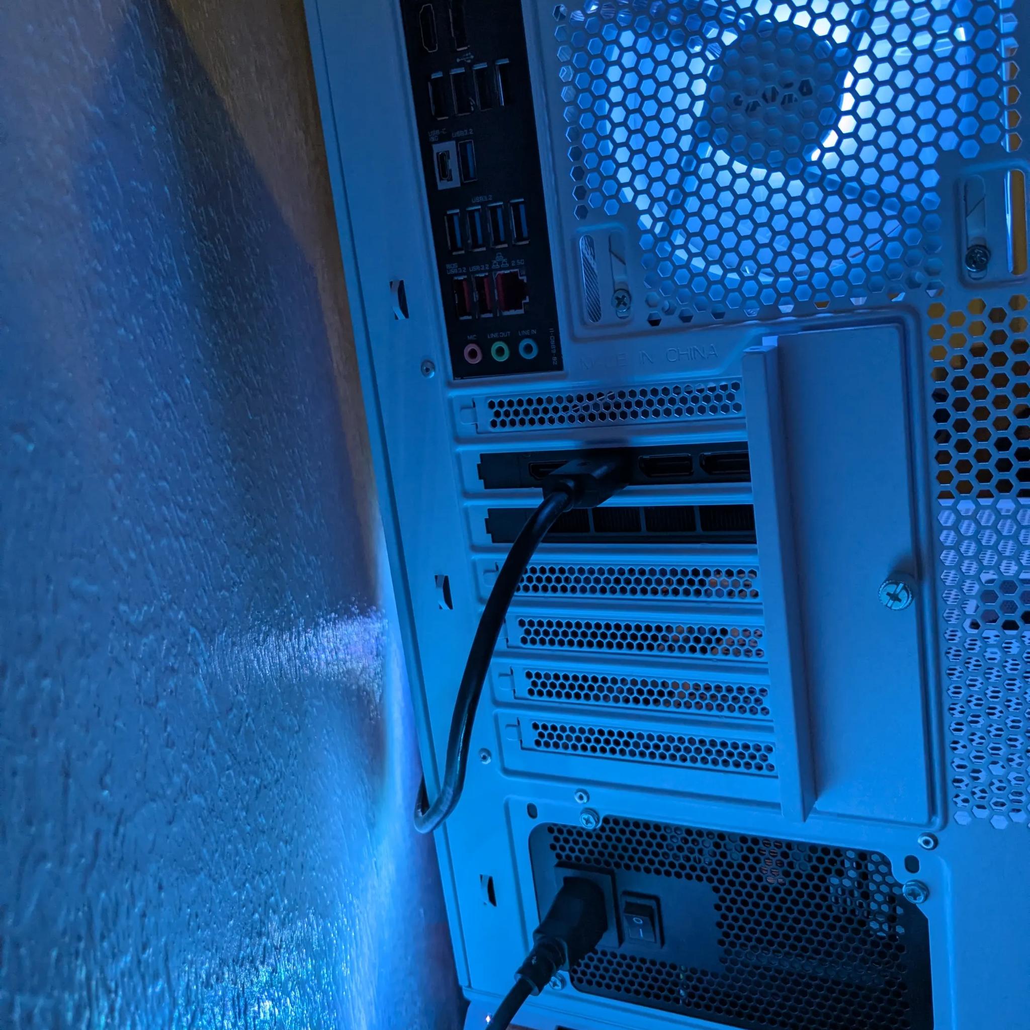 RTX 5070, Ryzen 5 7600, 32 GB DDR5 6000, 1 TB NVME SSD