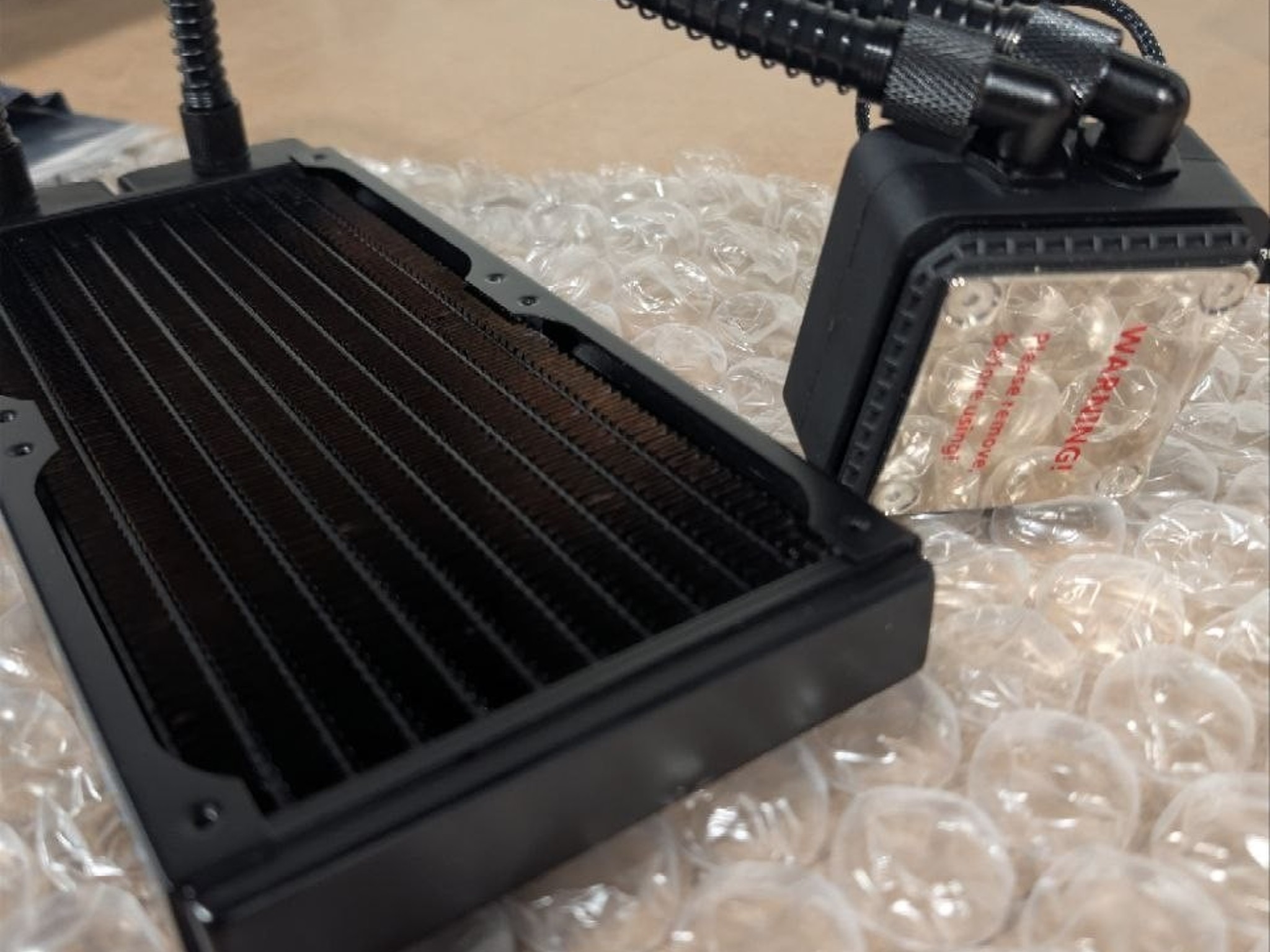 Alphacool Eisbaer LT240 AIO CPU Cooler - Black (11445)