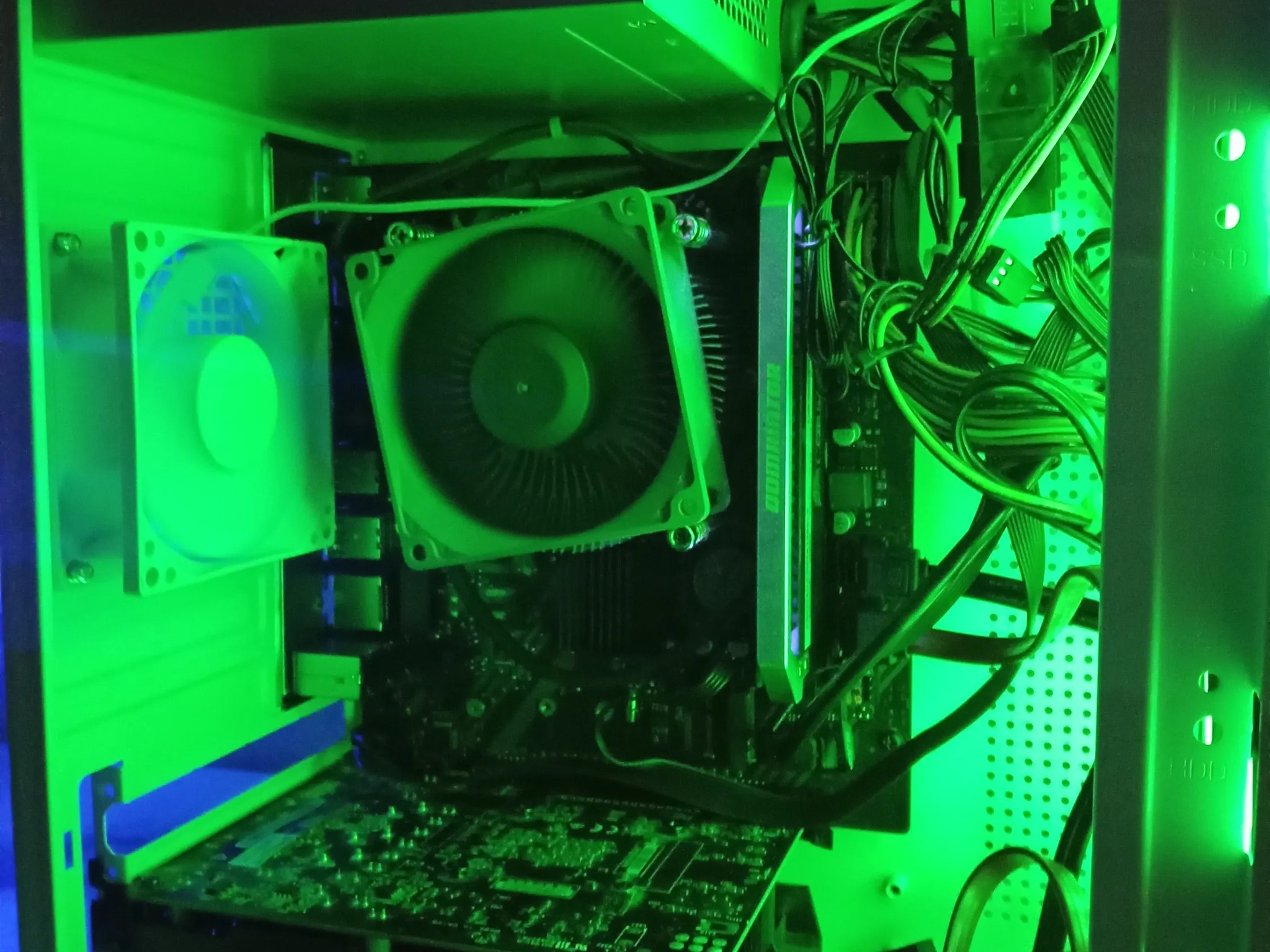 Budget Gaming PC i5 3550/16GB Ram/GTX 1050TI/128GB SSD/1TB Hard Drive/Windows 11