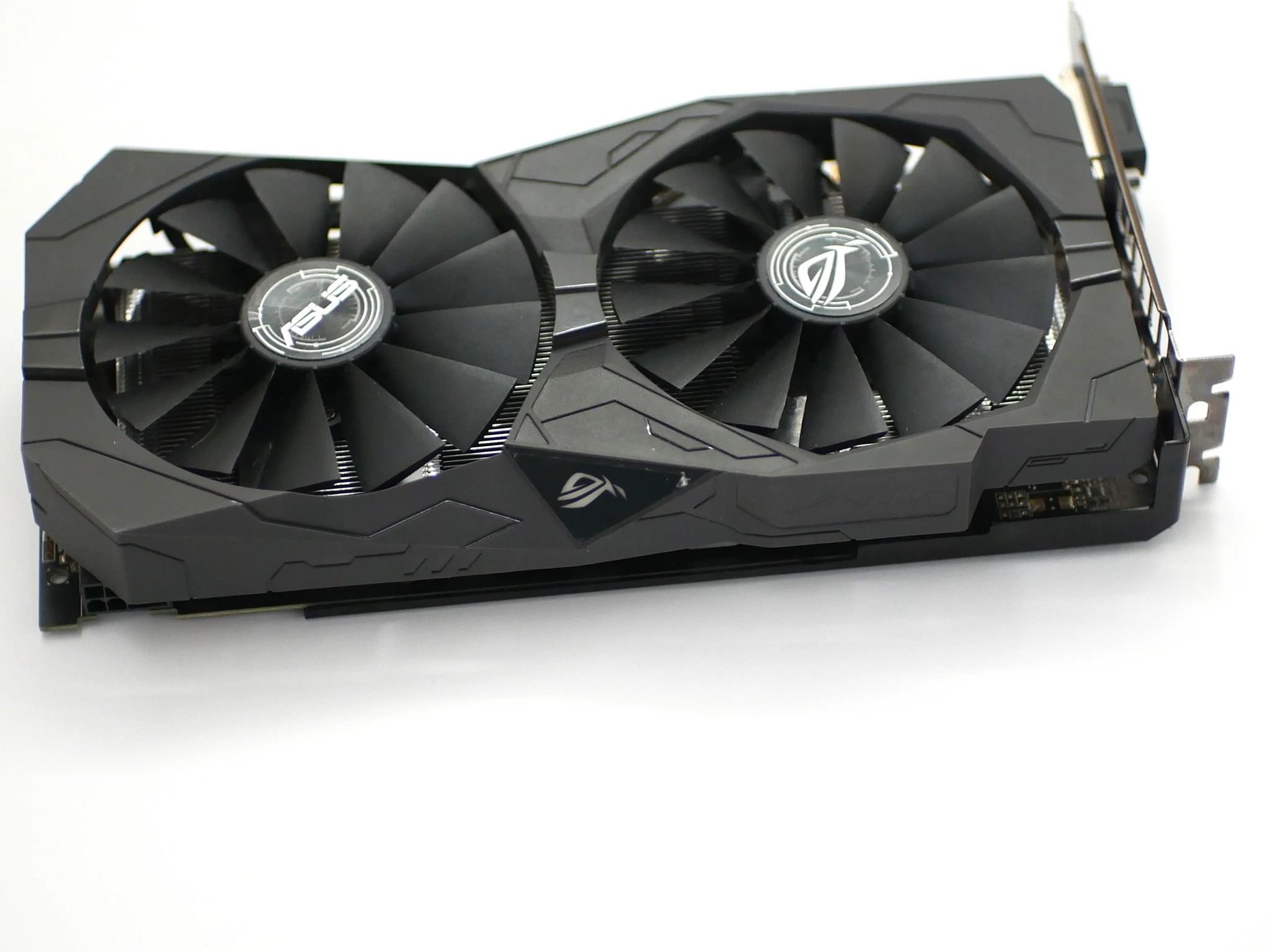 RX 570 4GB ASUS | runs hot