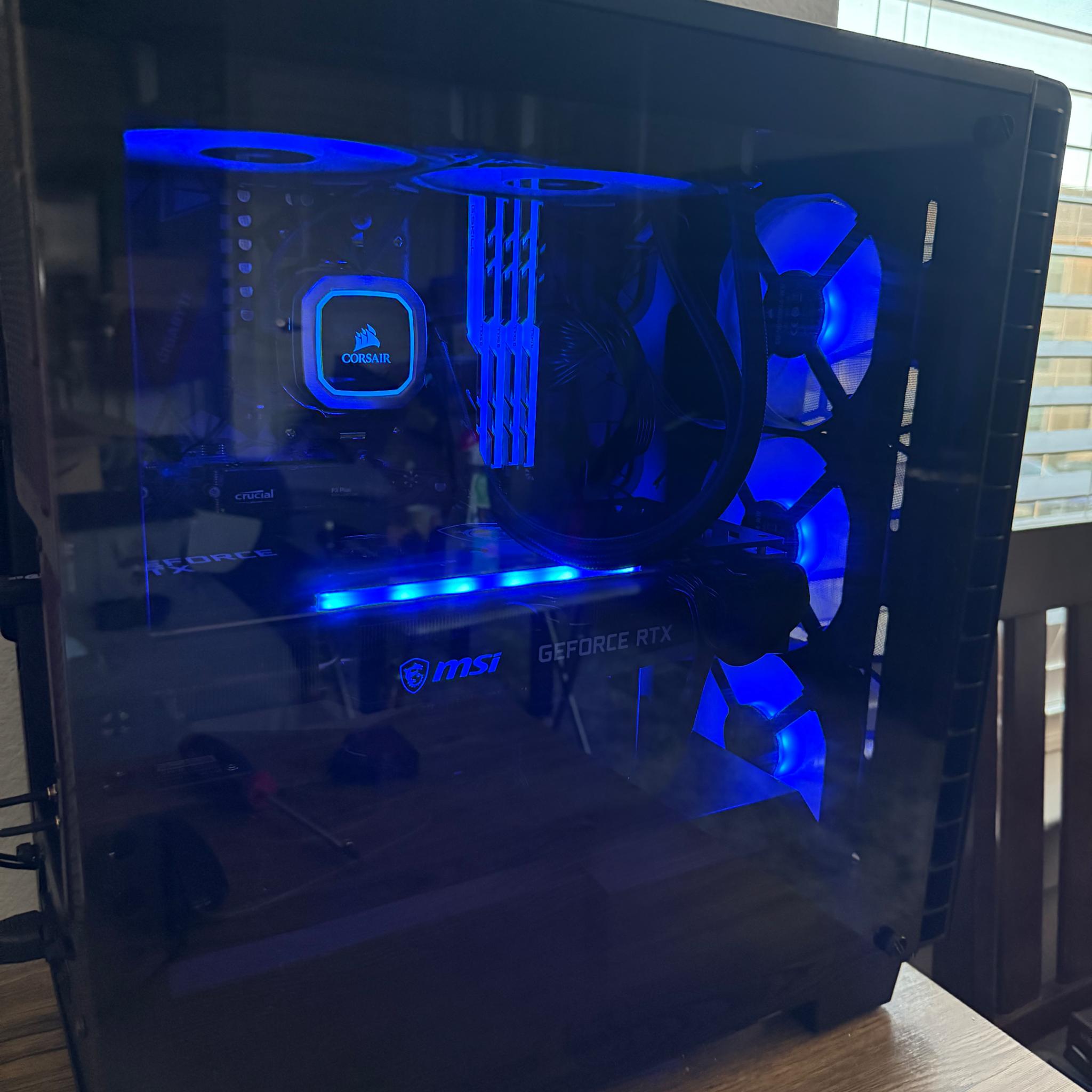 Ryzen 5 5600 - RTX 3070 - 32GB RAM Gaming PC