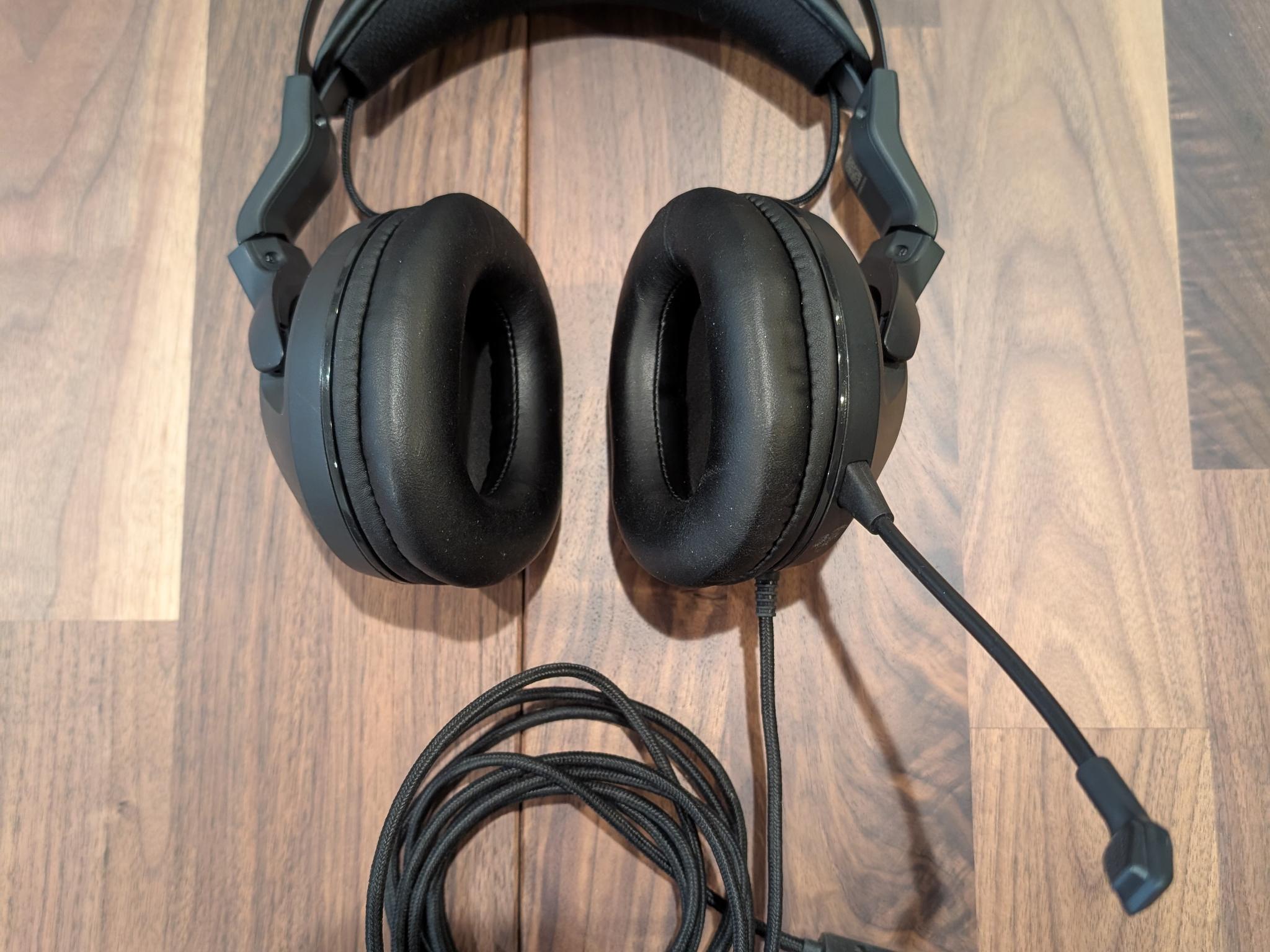 Roccat Elo 7.1 USB Headset w/ mic