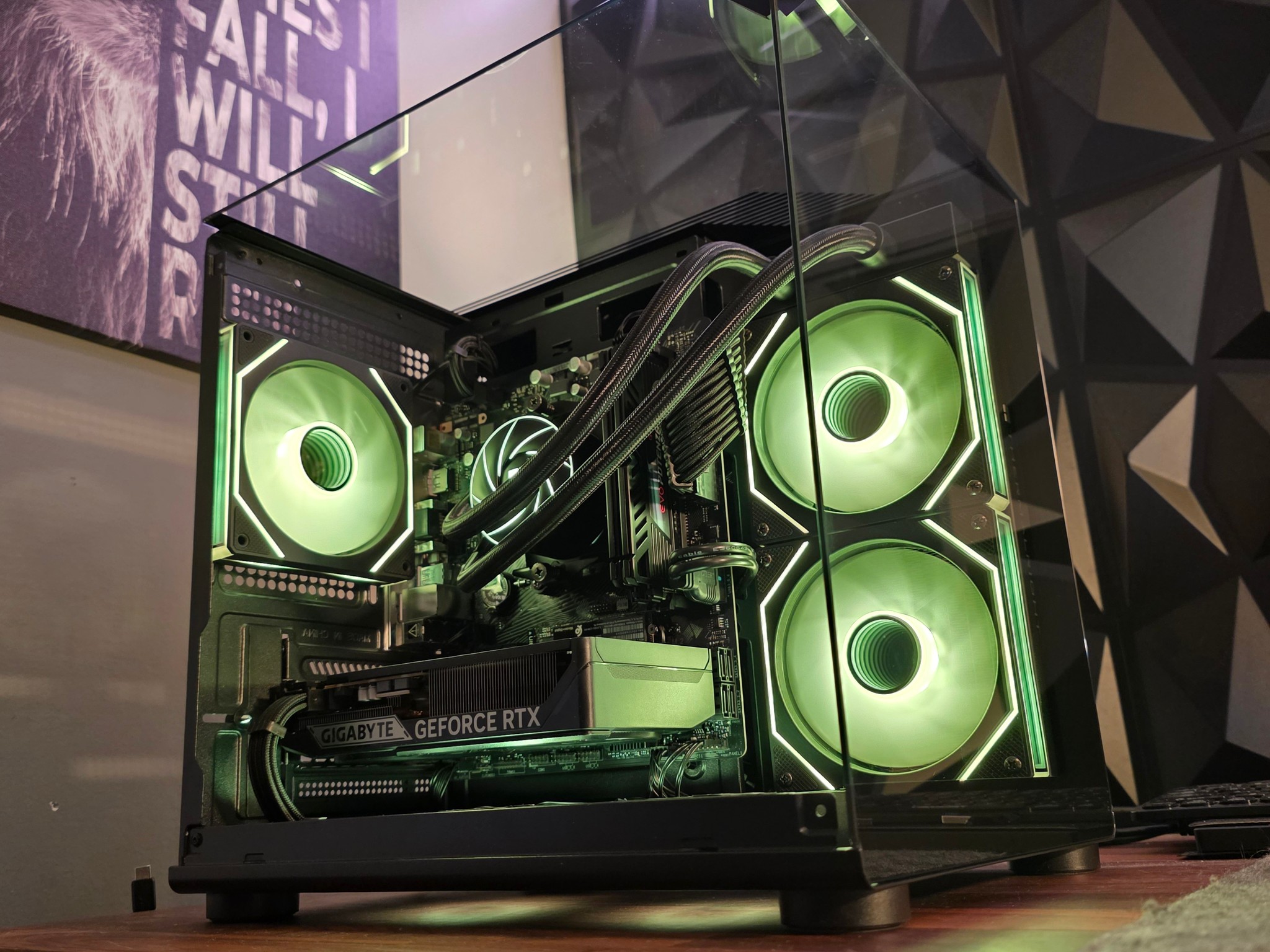 RTX 5060 + RYZEN 5 5600X PC