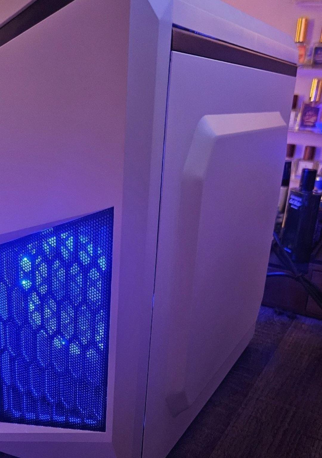 Budget "Blueheart" Gaming PC i5 8600 RX 570