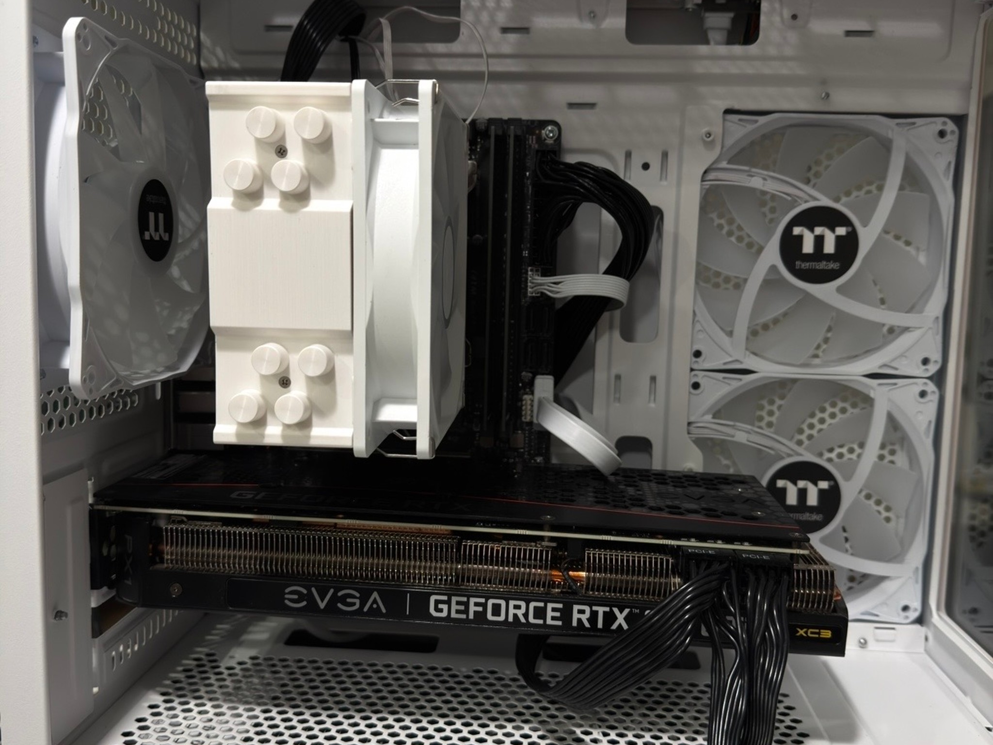 Custom Gaming PC | RTX 3070 ti , i7-9700, 16 GB DDR4 RAM