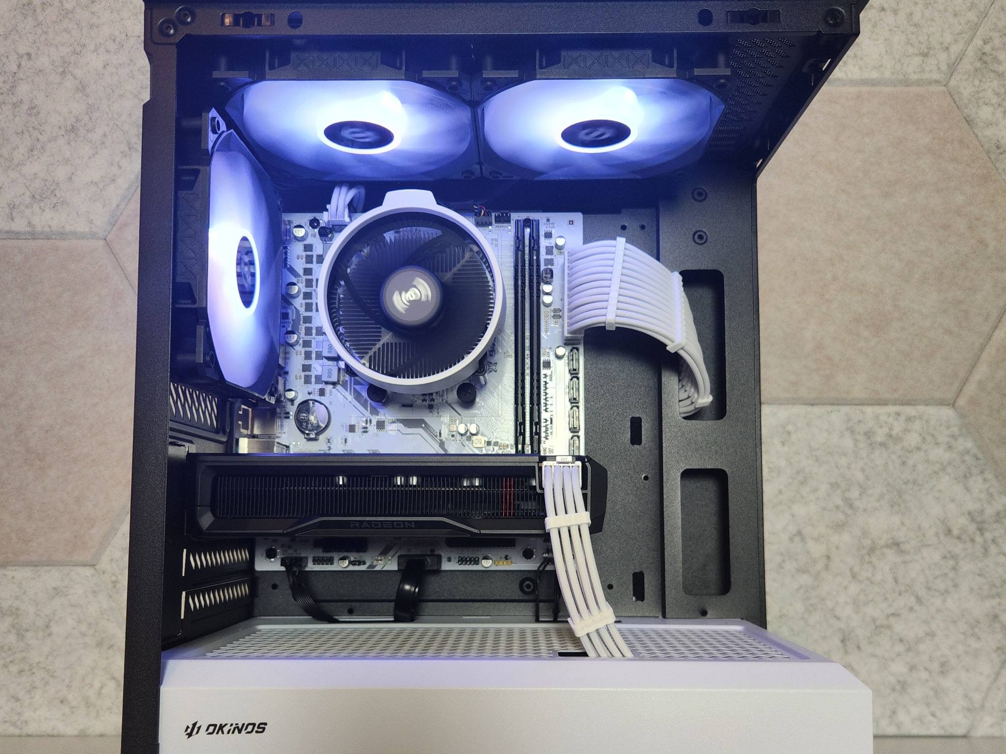 🤍🖤Oreo Gaming PC | RX 7600 | Ryzen 5 3600 | 16GB RAM | 512GB M.2 SSD ...
