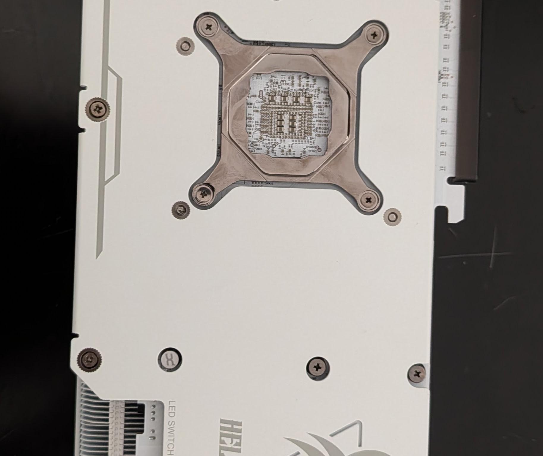 Powercolor hellhound RX 7800 XT white