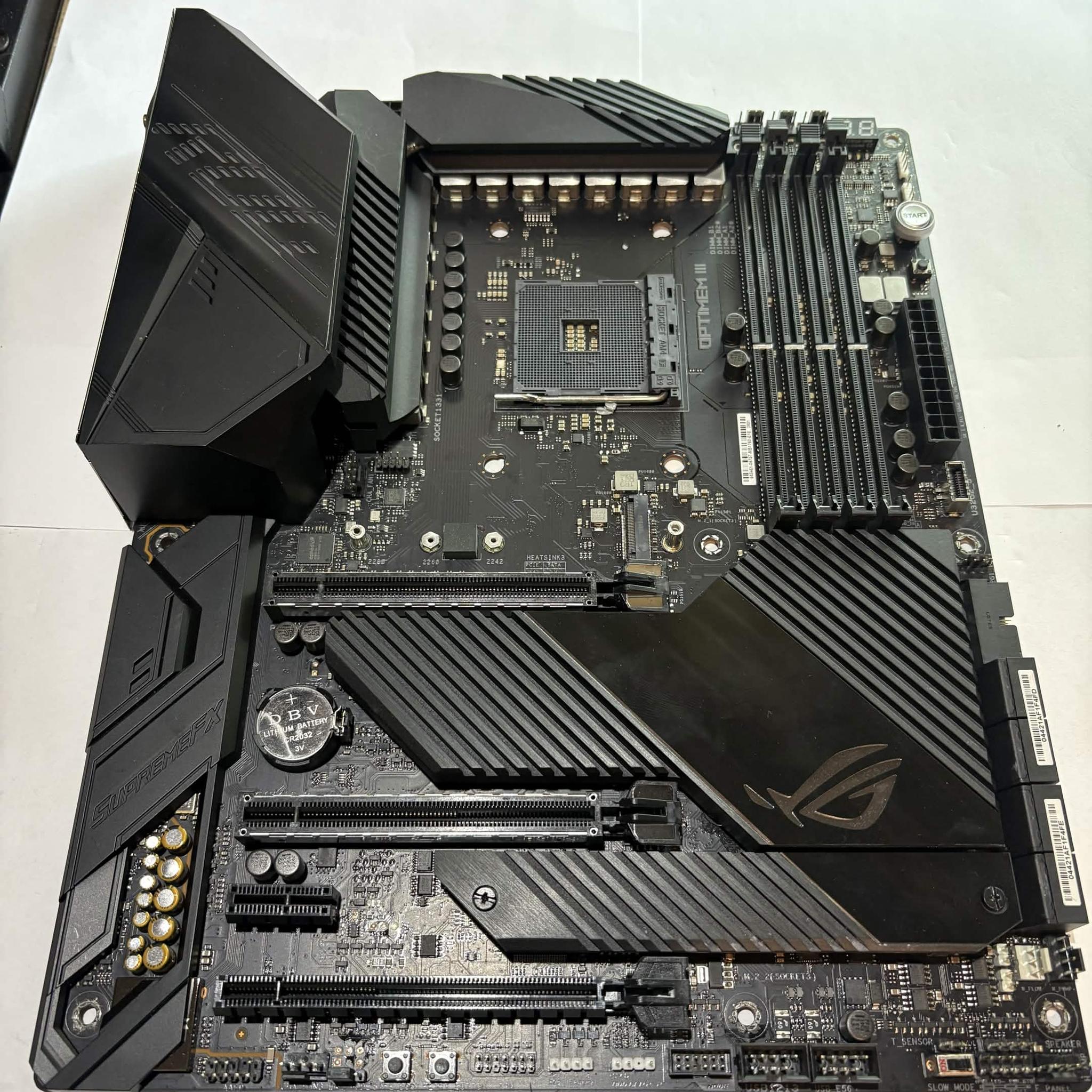 ASUS ROG Crosshair VIII Dark Hero X570 AM4 Motherboard Tested Working (NM)