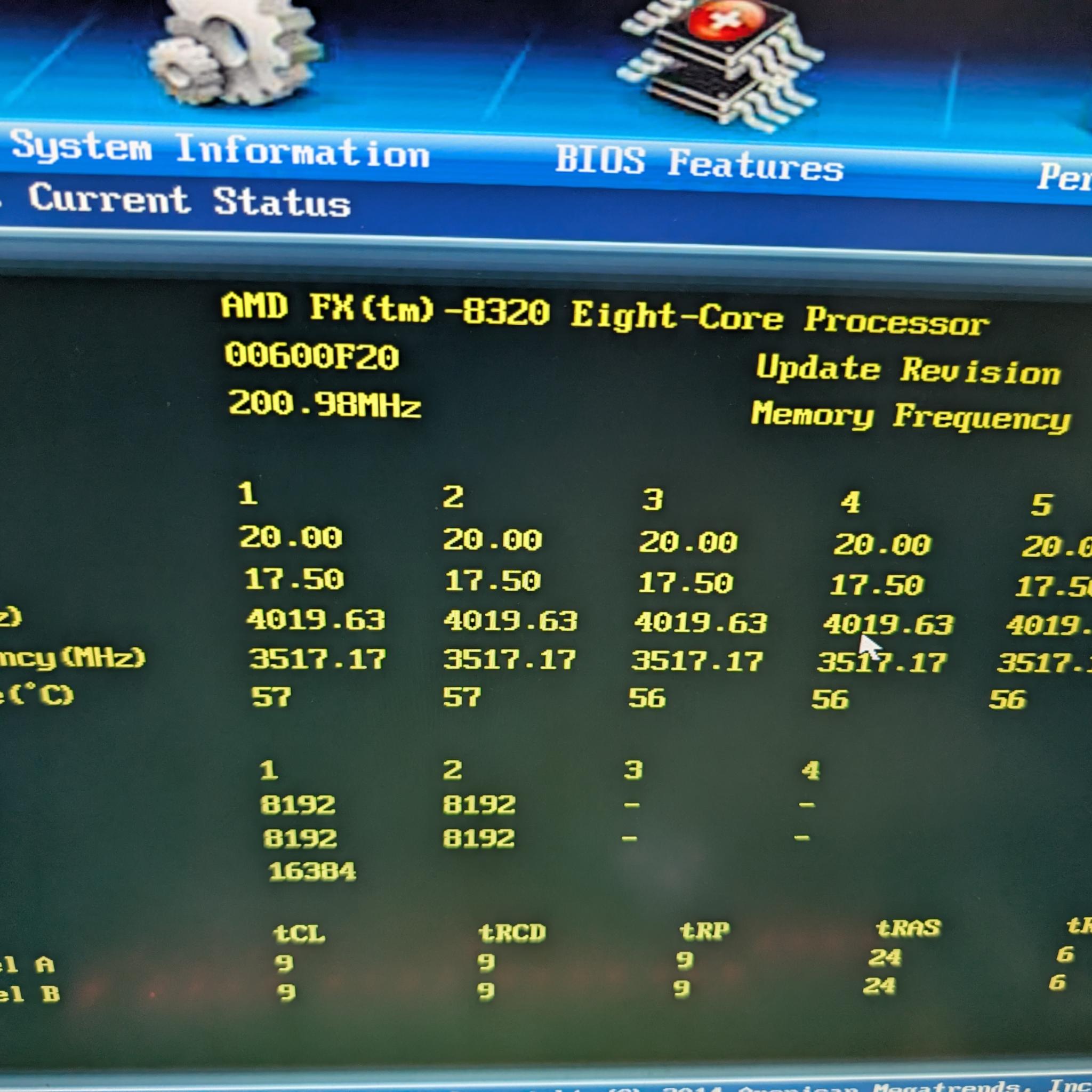 Gigabyte 990FXA-UD3 / AMD FX8320 / 16GB DDR3 / R9 270x 4GB