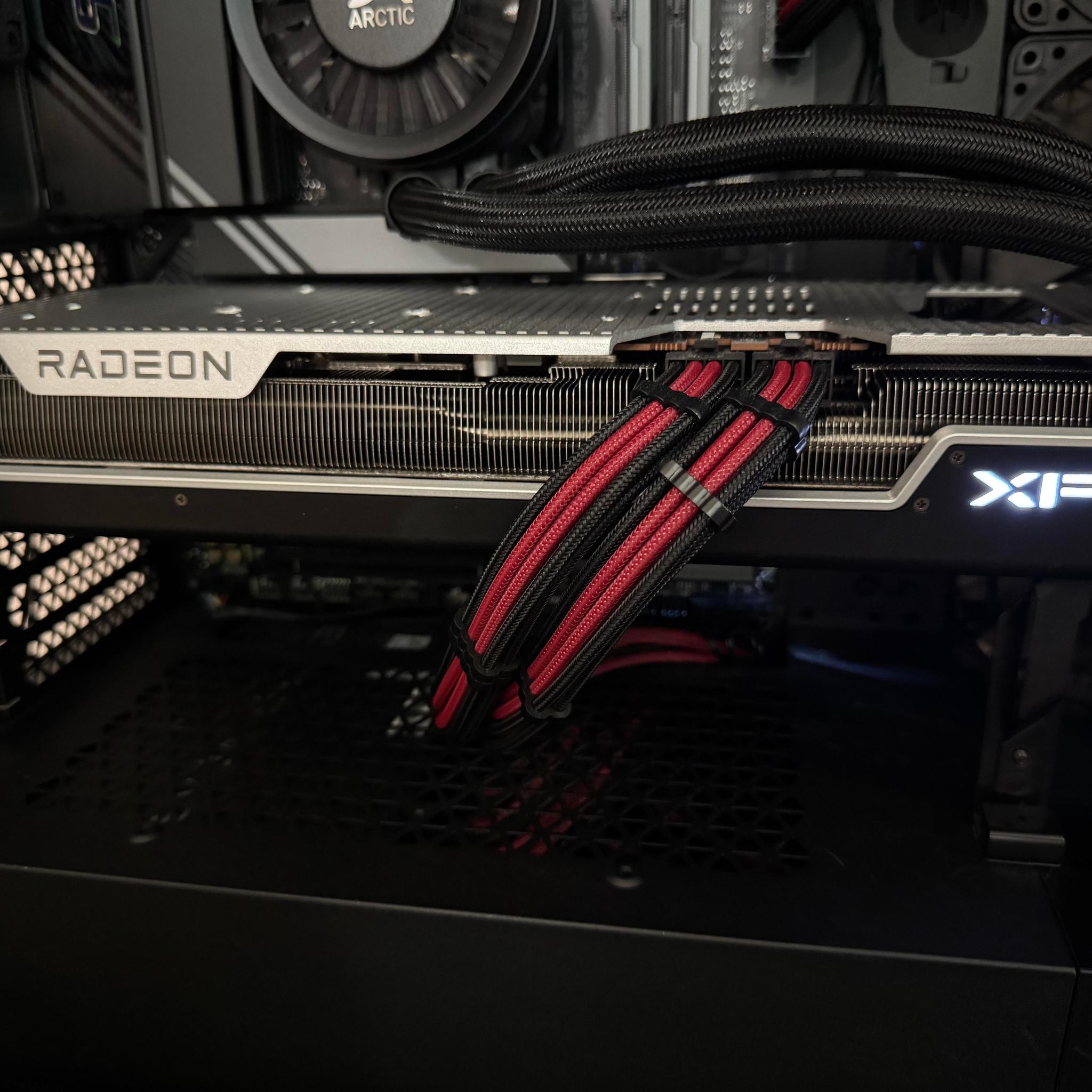 Used - XFX Speedster MERC 319 Radeon™ RX 7800 XT BLACK Edition