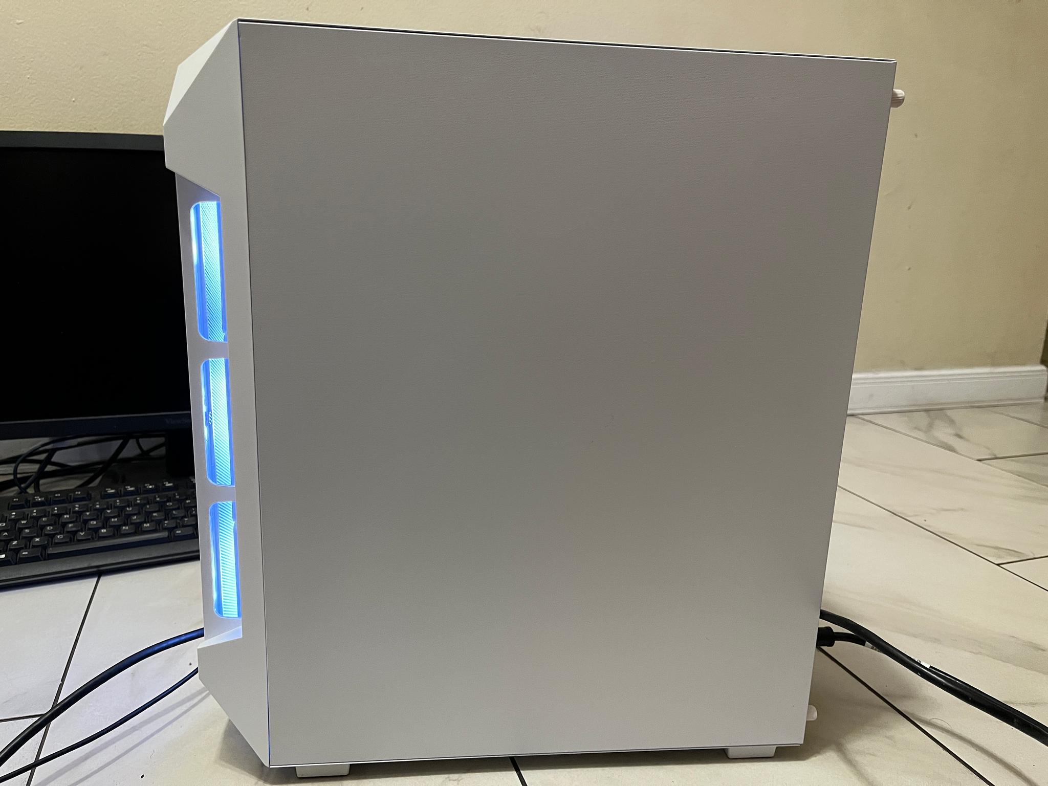 🟠🔥NVIDIA TITAN X Pascal, Intel i7-7700k, 12GB RAM, 500 GB SSD, High Performance RGB Gaming PC 🖥️🟢