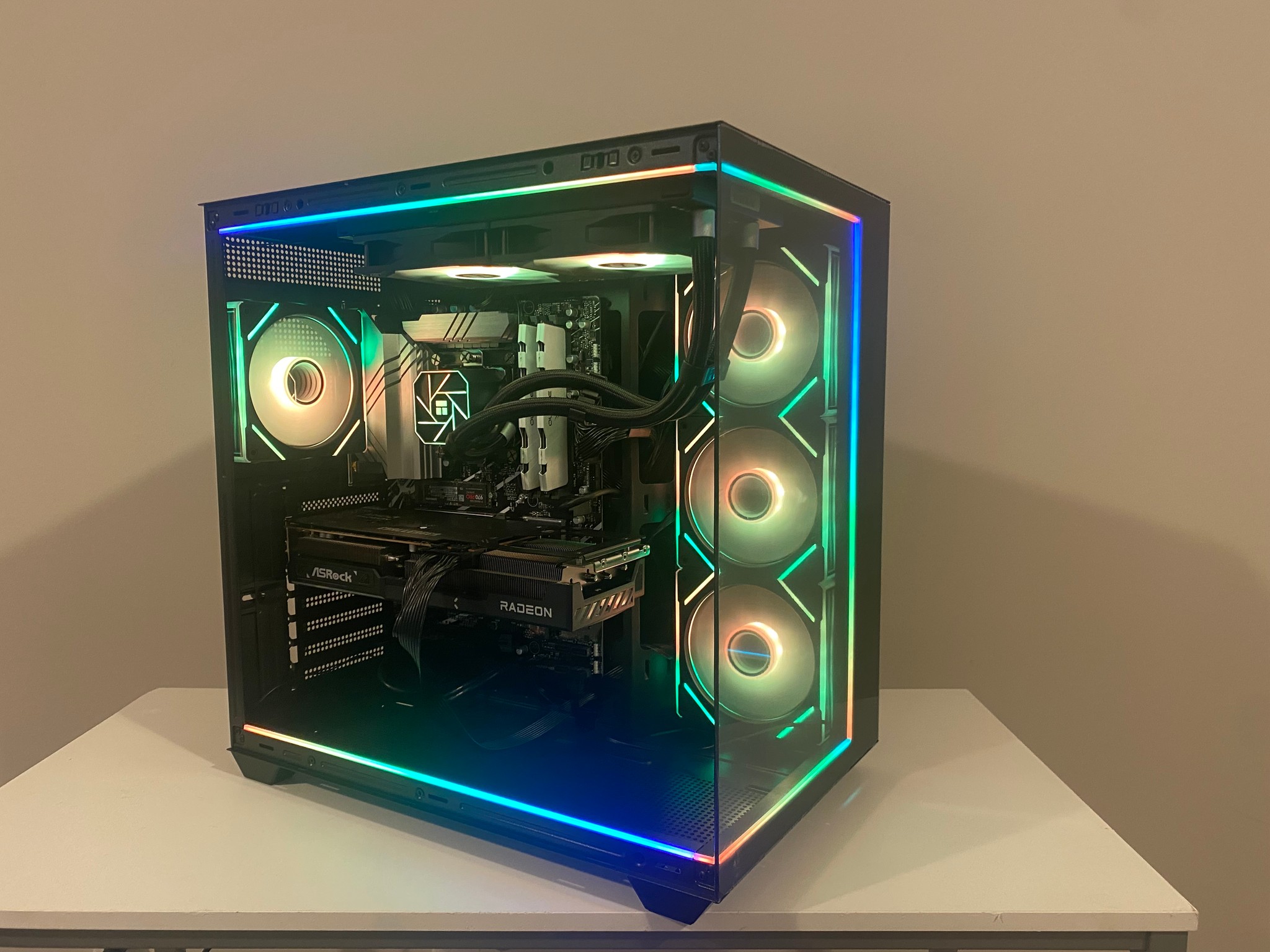 High-End Gaming PC | i9-14900K | RX 9070 16GB | 64GB DDR5 | 1TB NVMe + 1TB HDD | WiFi + Bluetooth
