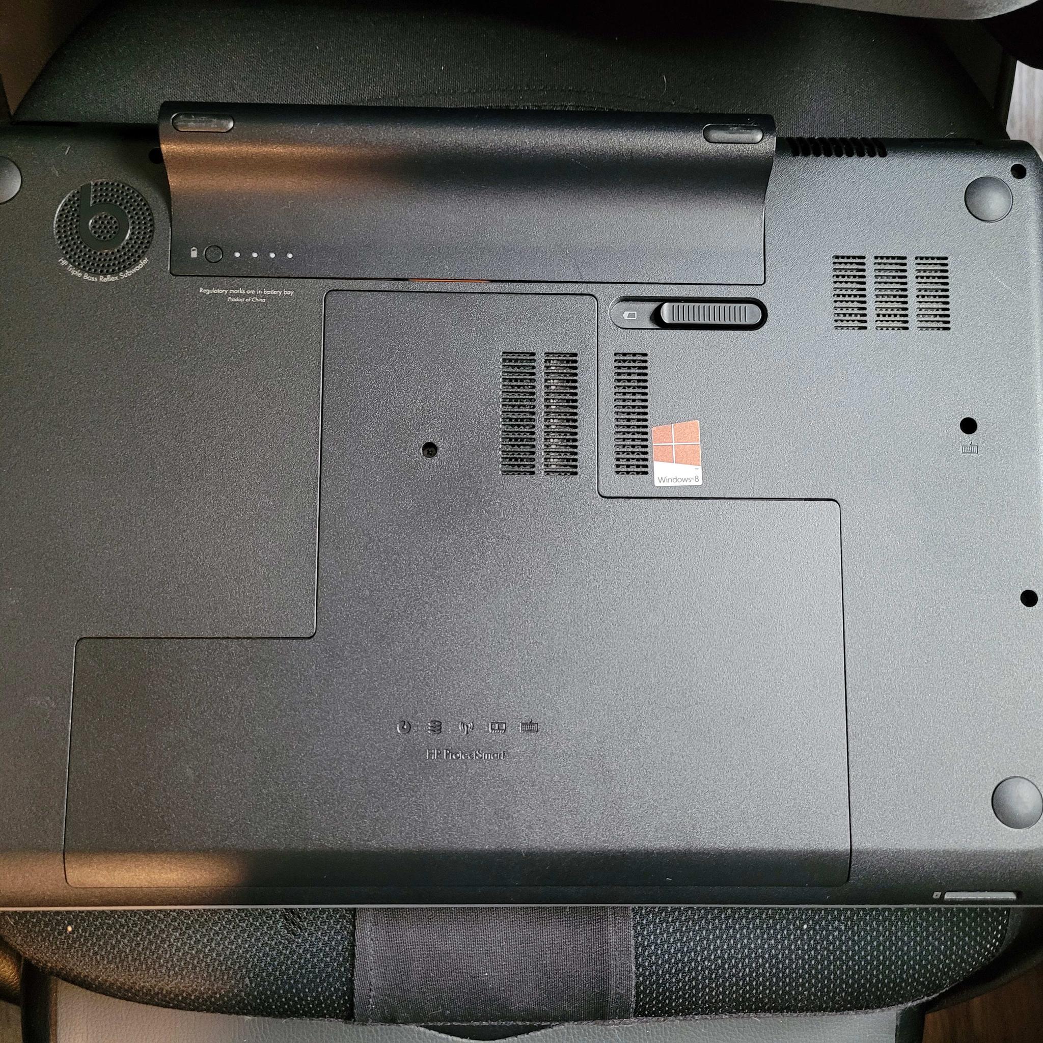 HP Envy dv7 Notebook Laptop