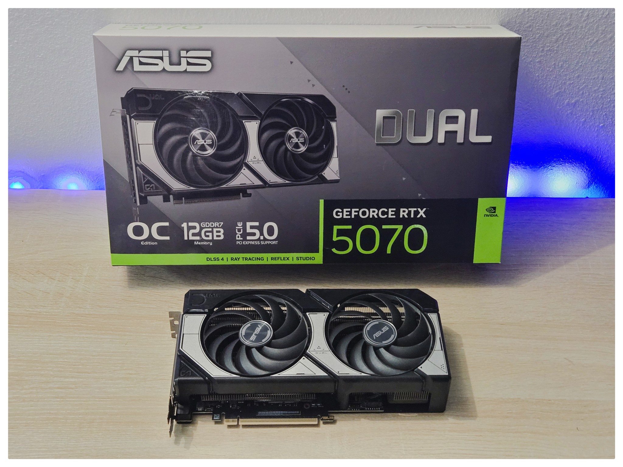 ASUS Dual RTX 5070 12GB OC
