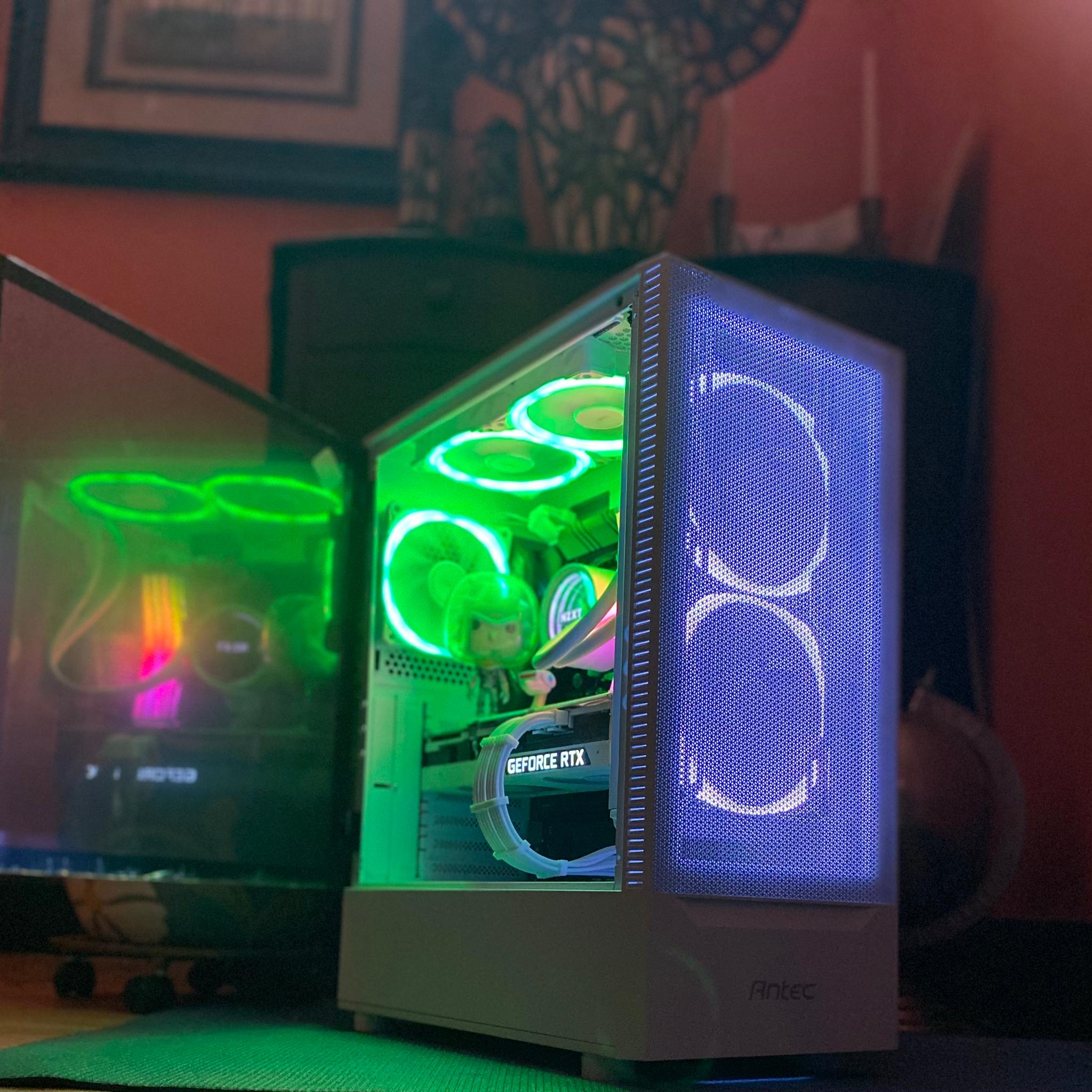 SPaCe Suit RiCK🪐| Ryzen 7 5800X| RTX 3080| 32GB RAM| 1TB NVMe m.2 SSD| Windows 11 Pro
