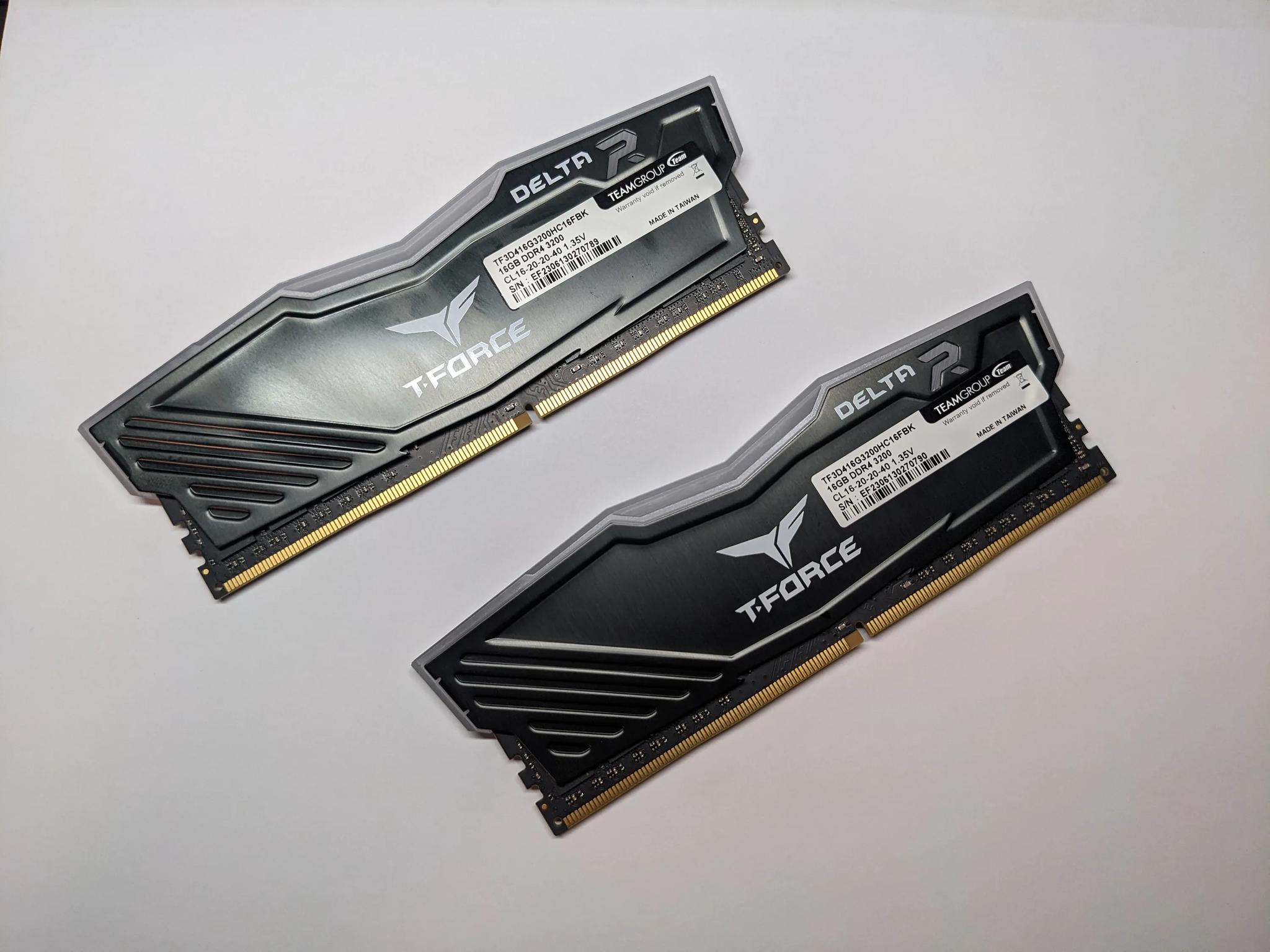 BUNDLE! MSI B660 Tomahawk Wifi DDR4 | RGB DDR4 Ram kit 2x16gb 3200mhz CL16