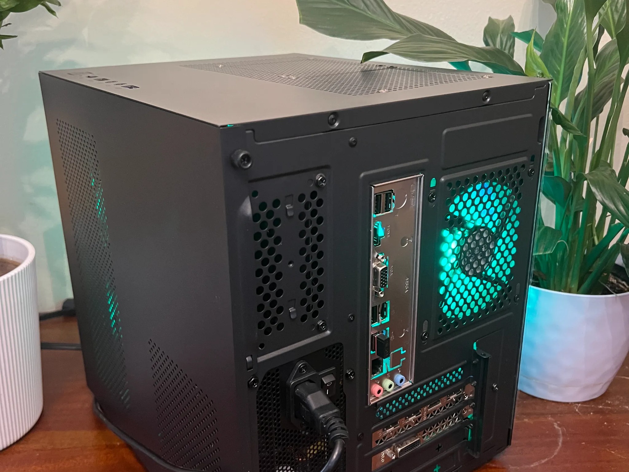 Water Cooled Gaming PC Intel I7, Nvidia GTX 1080 8gb, 2TB Storage, 32GB RAM, WINDOWS 11