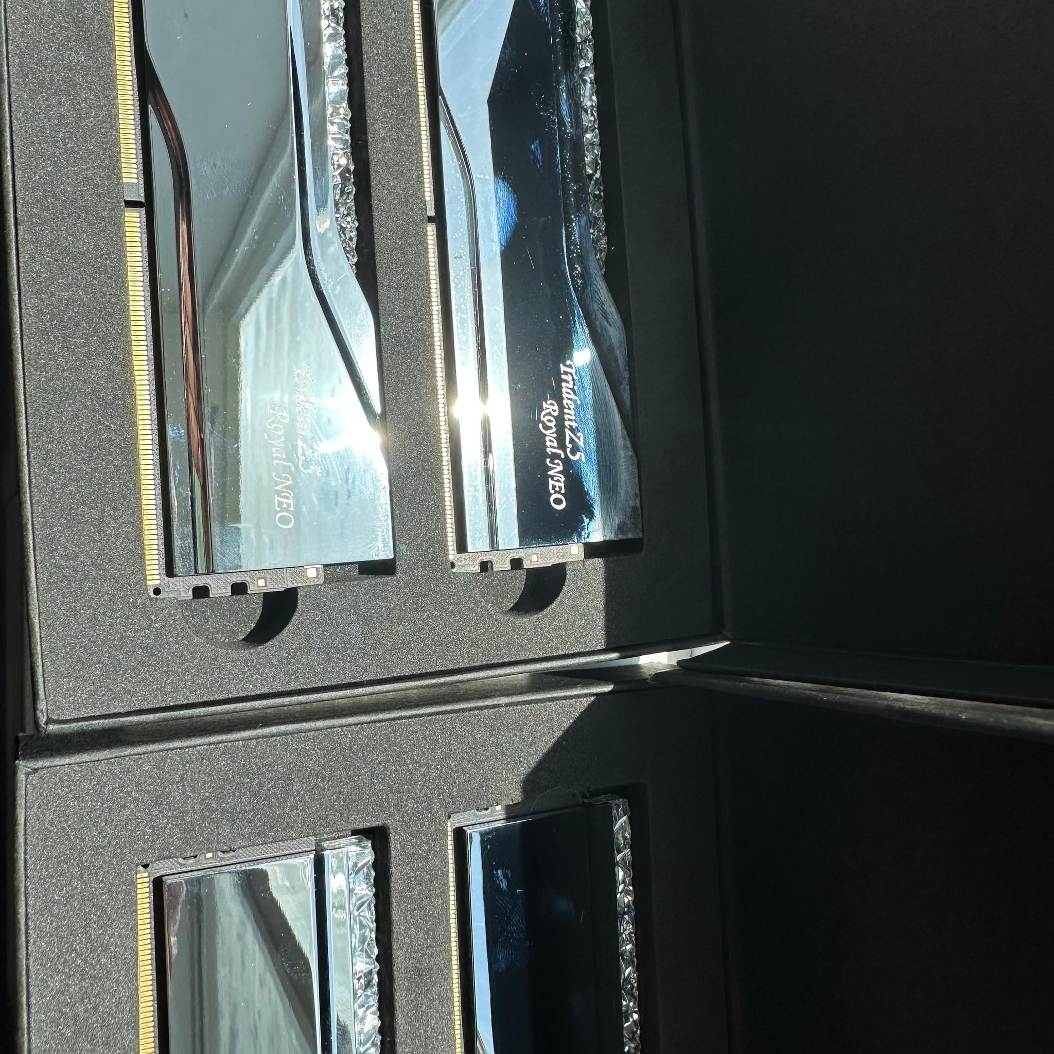 G.SKILL Trident Z5 Royal NEO RGB 32GB (2x16GB) 6000 *CL28* (AMD EXPO) DDR5