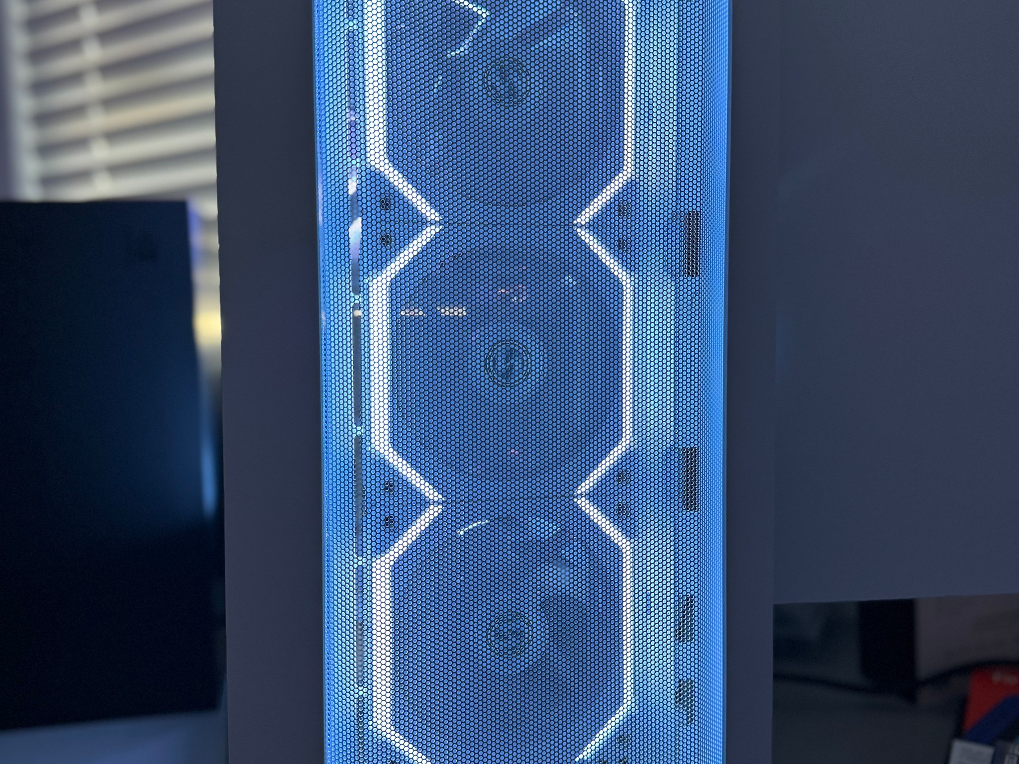 RTX 4080 SUPER | Intel i5 12600K | 16GB DDR4 | ❄️ Snow Storm ❄️| FRESHLY BUILT