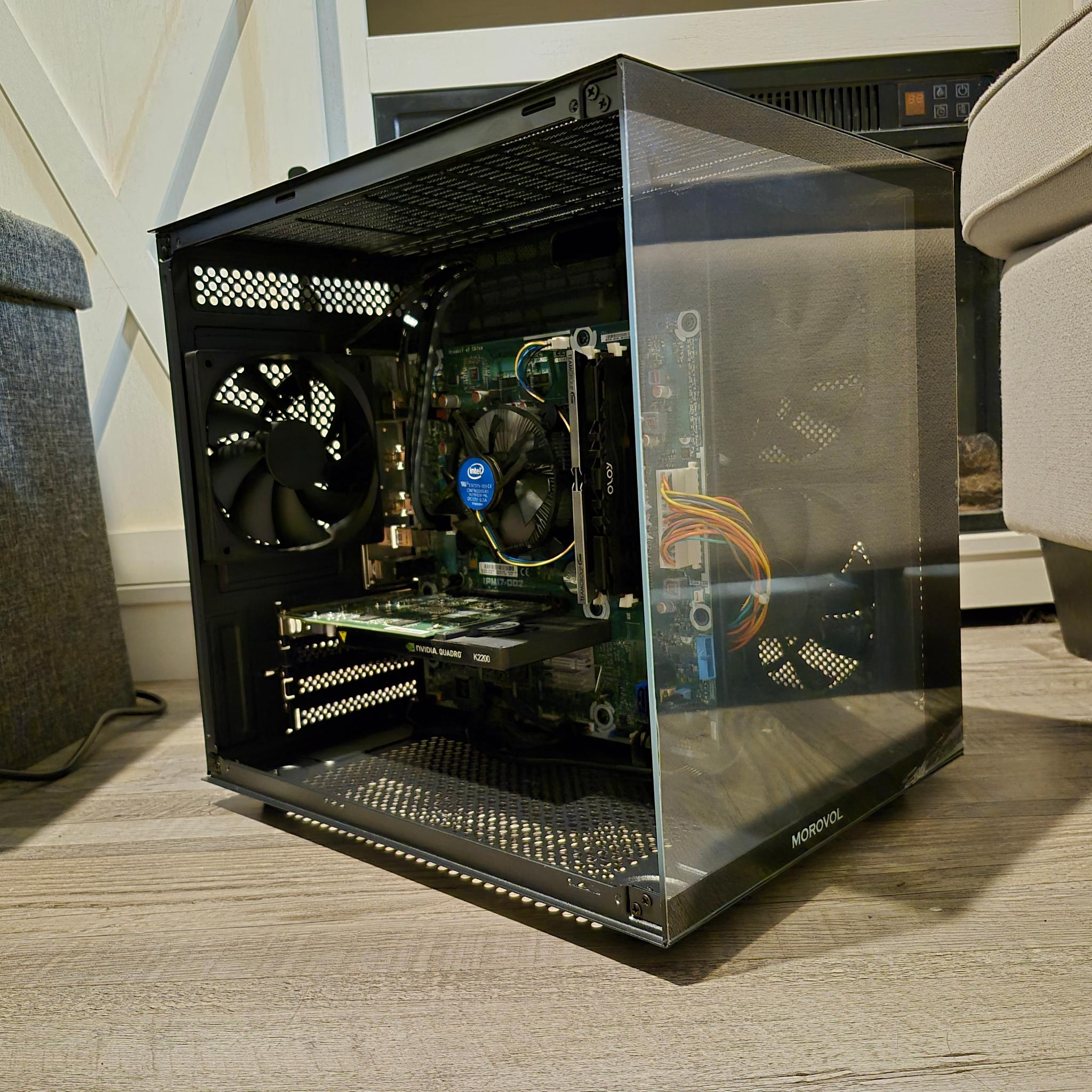 Subtle Cube | Fortnite/Roblox Gaming PC | i5-7400, Quadro K2200 4GB, 512GB SSD