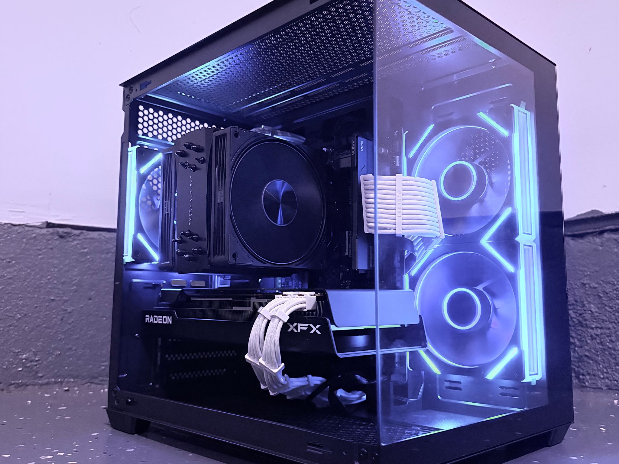 ⚫️"Obsidian Frost"🌈| 1440p Gaming | RX 7700 16GB | Ryzen 7 8700F | 16GB DDR5 | 1TB SSD | Free Ship