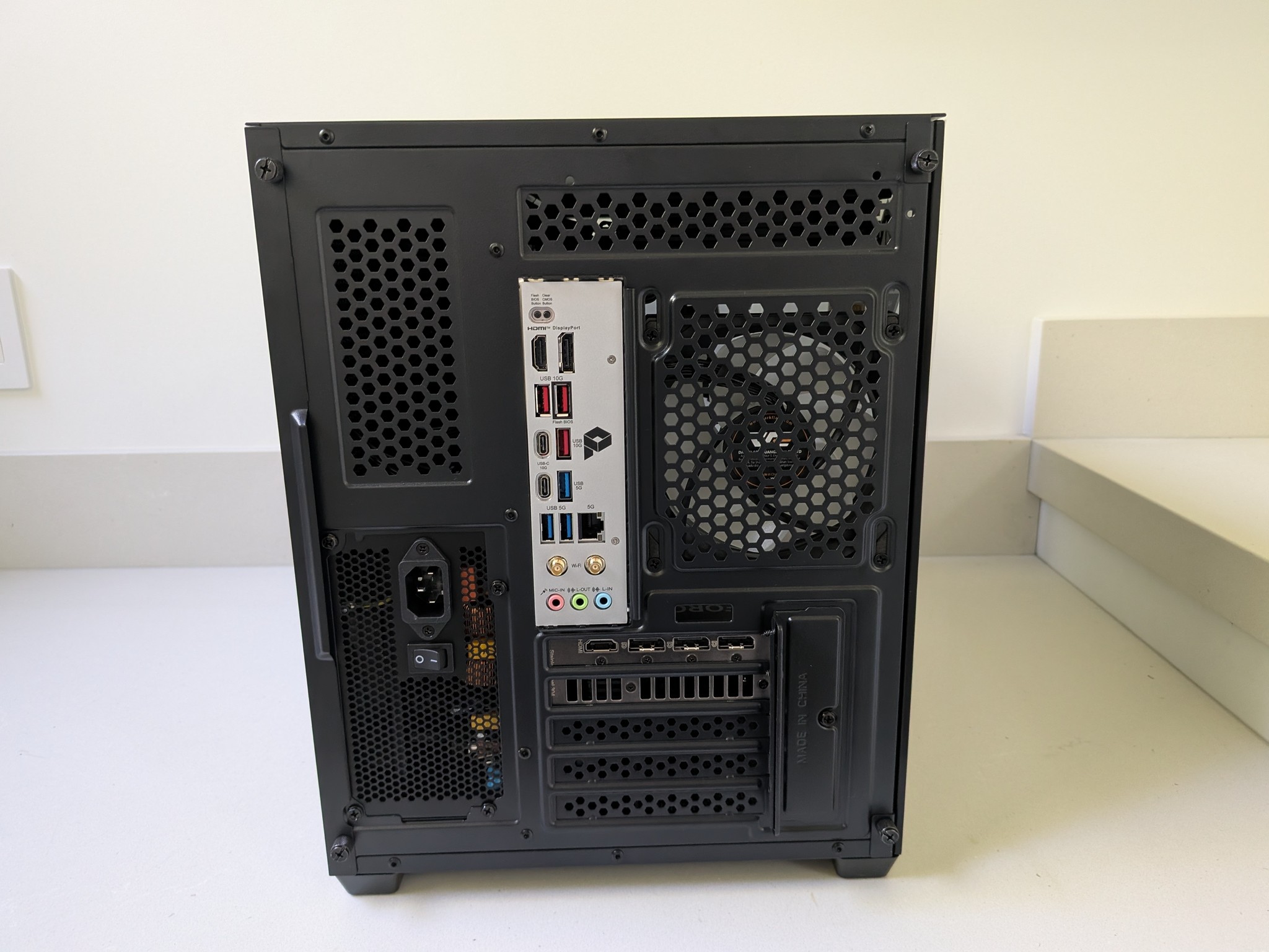 The Morningstar - RTX 5070, Ryzen 5 7600X3D, 32 GB DDR5, 4 TB Gen 5 NVME, Liquid Cooled, RGB