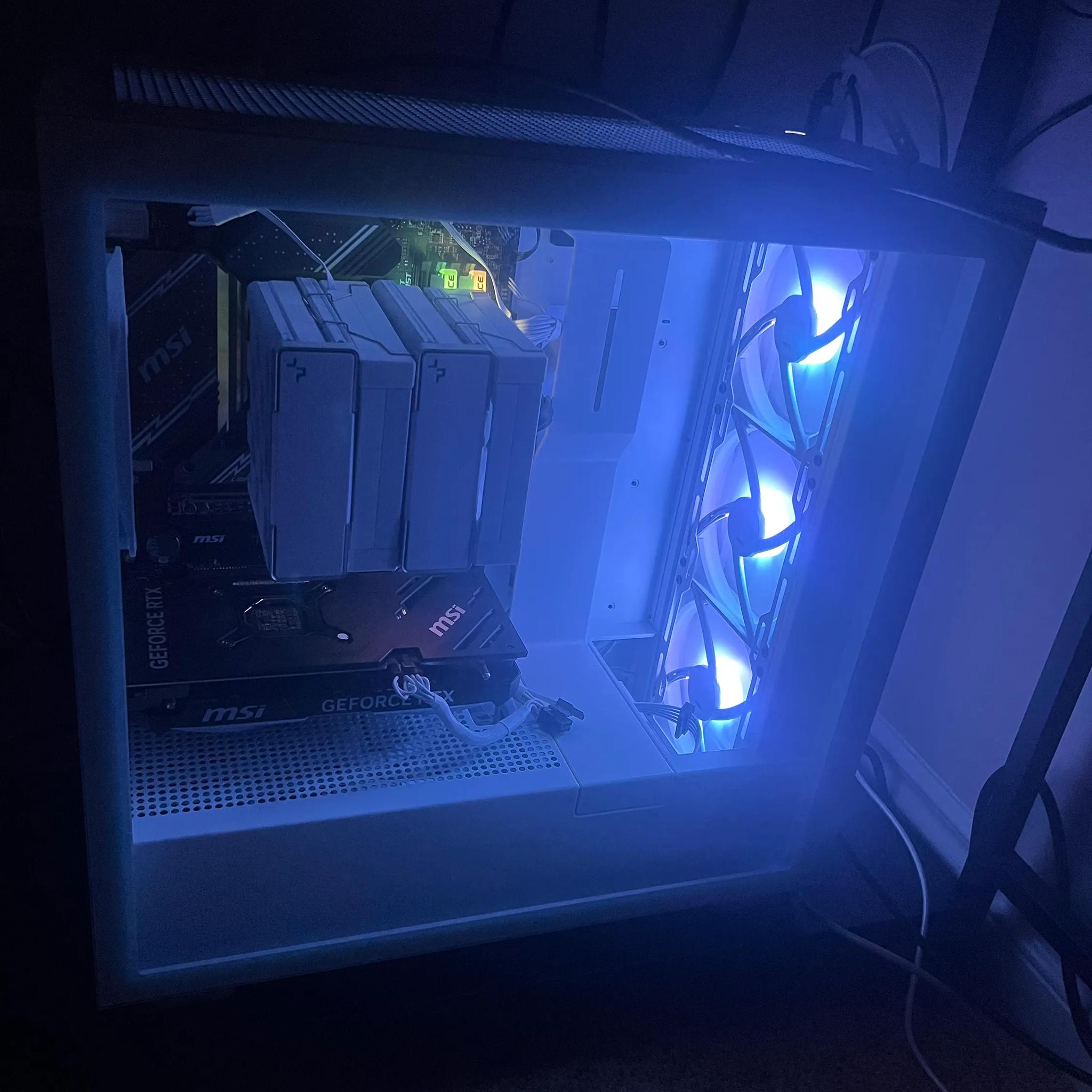 Intel i7-13700k, RTX 4070, MSI b760 plus WIFI
