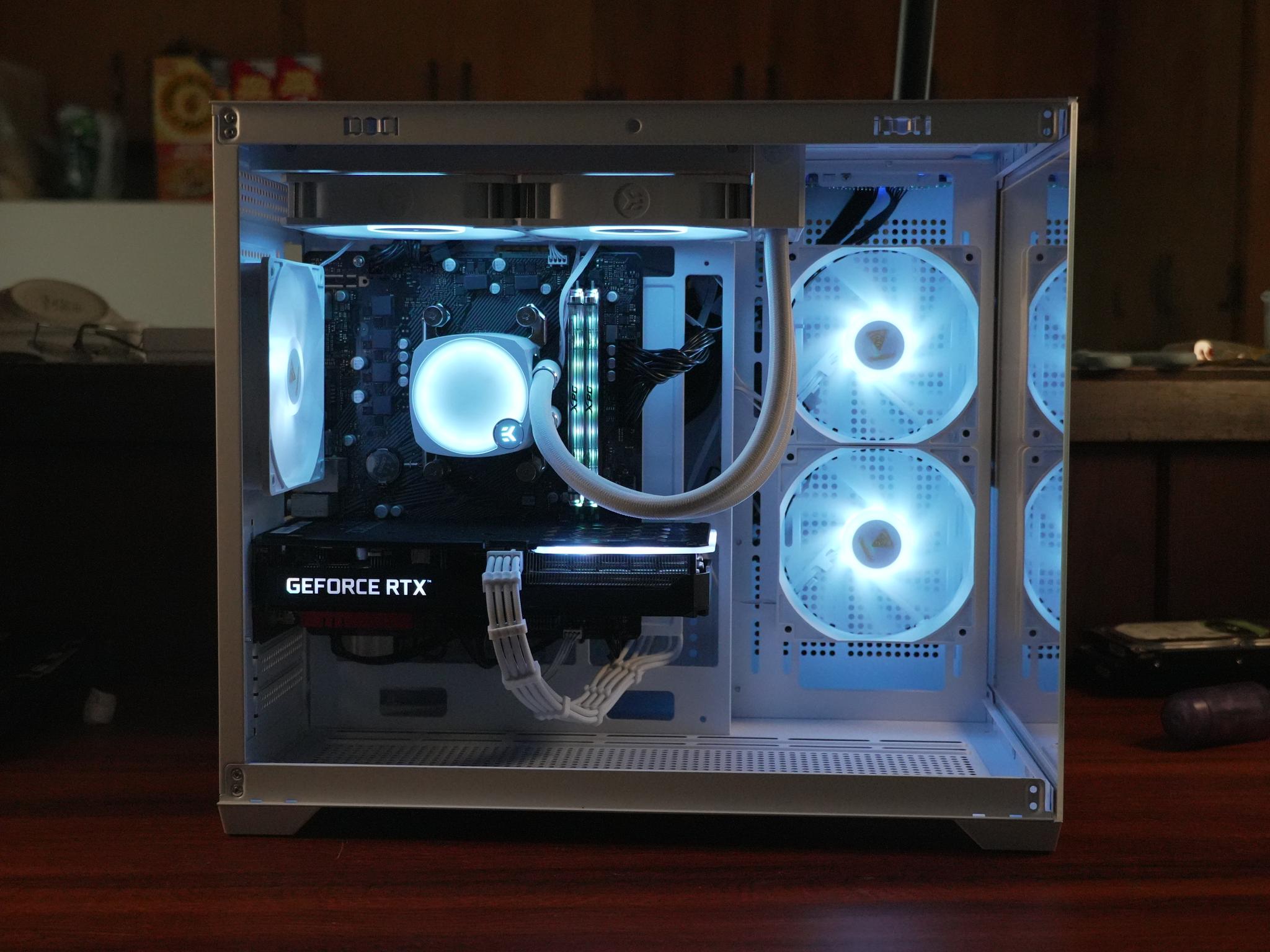 White Hollow |RTX 3060 TI|RYZEN 5 5600X|16GB DDR4|500GB SSD|WINDOWS 11 PRO ACTIVATED| WIFI & BT|