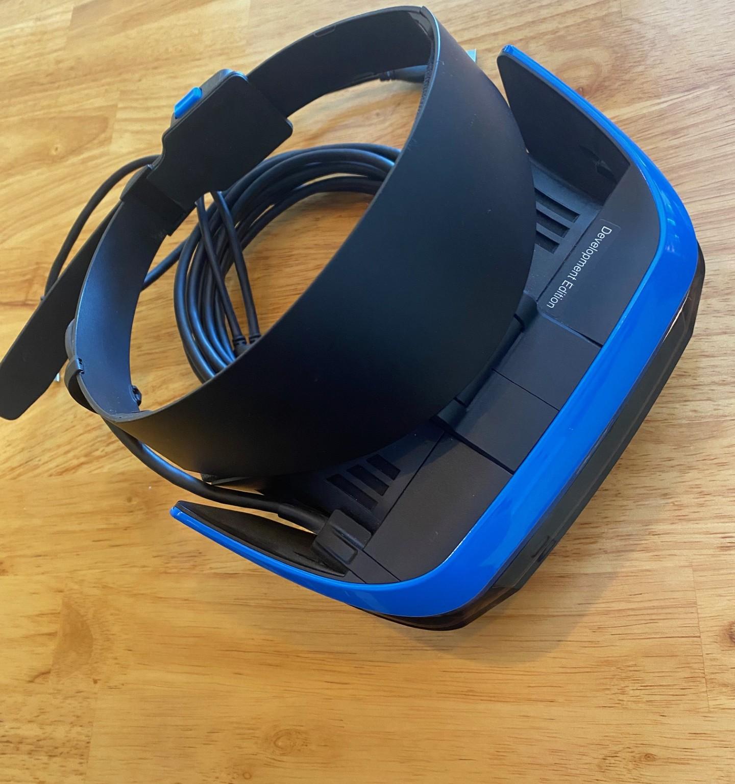 Acer Windows Mixed Reality VR Headset - Developer Edition