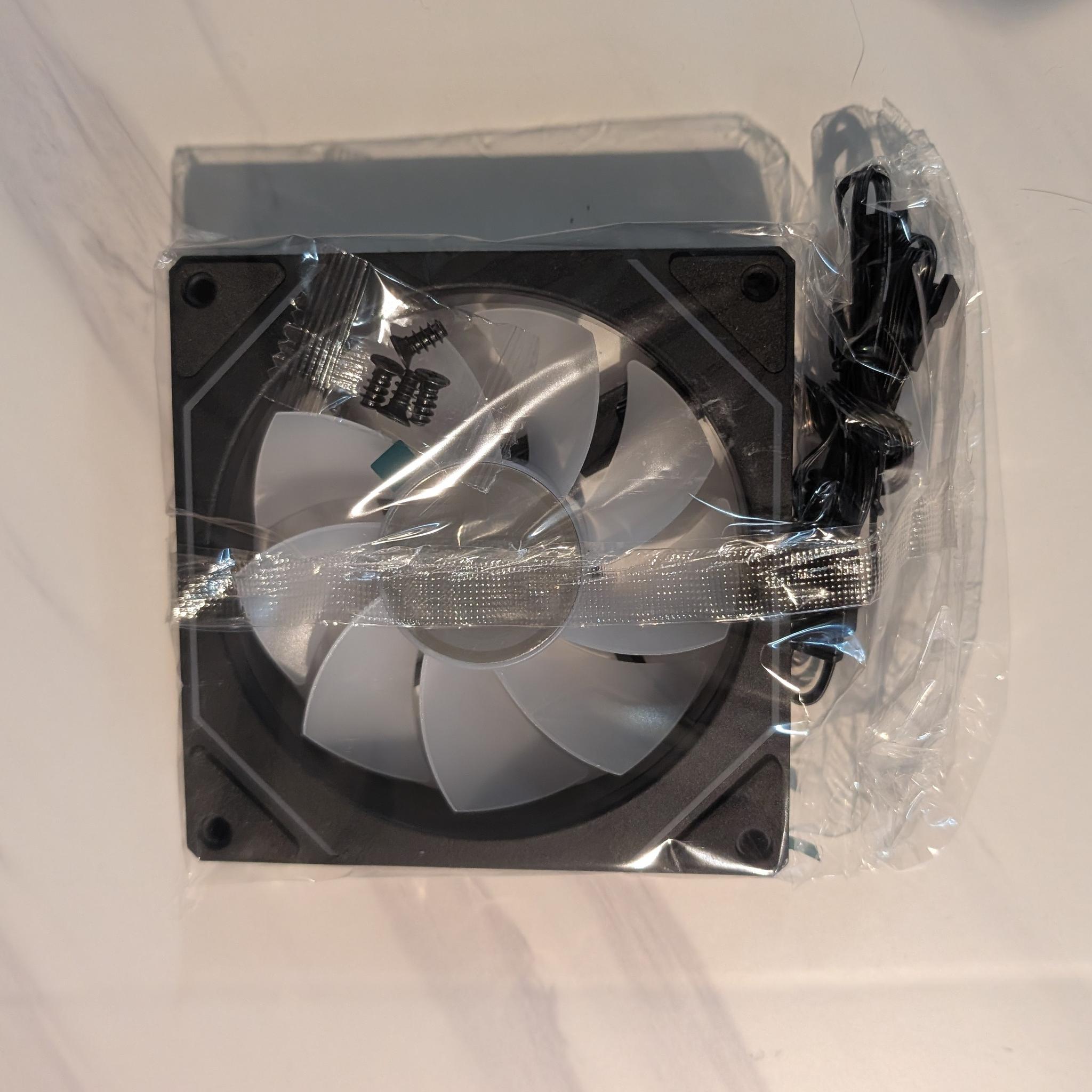 Platinum PC's black reverse fan