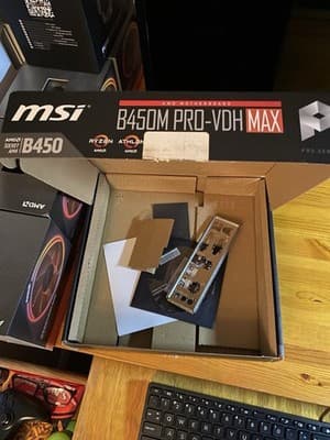 AM4 MSI B450M Pro, R9 3900X, 16GB T-Force DDR4 Bundle
