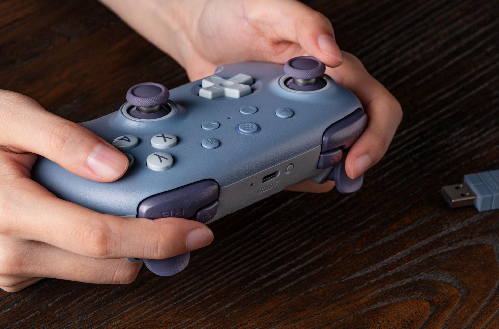 8BitDo Ultimate 2C Wireless Controller - Blueberry Edition