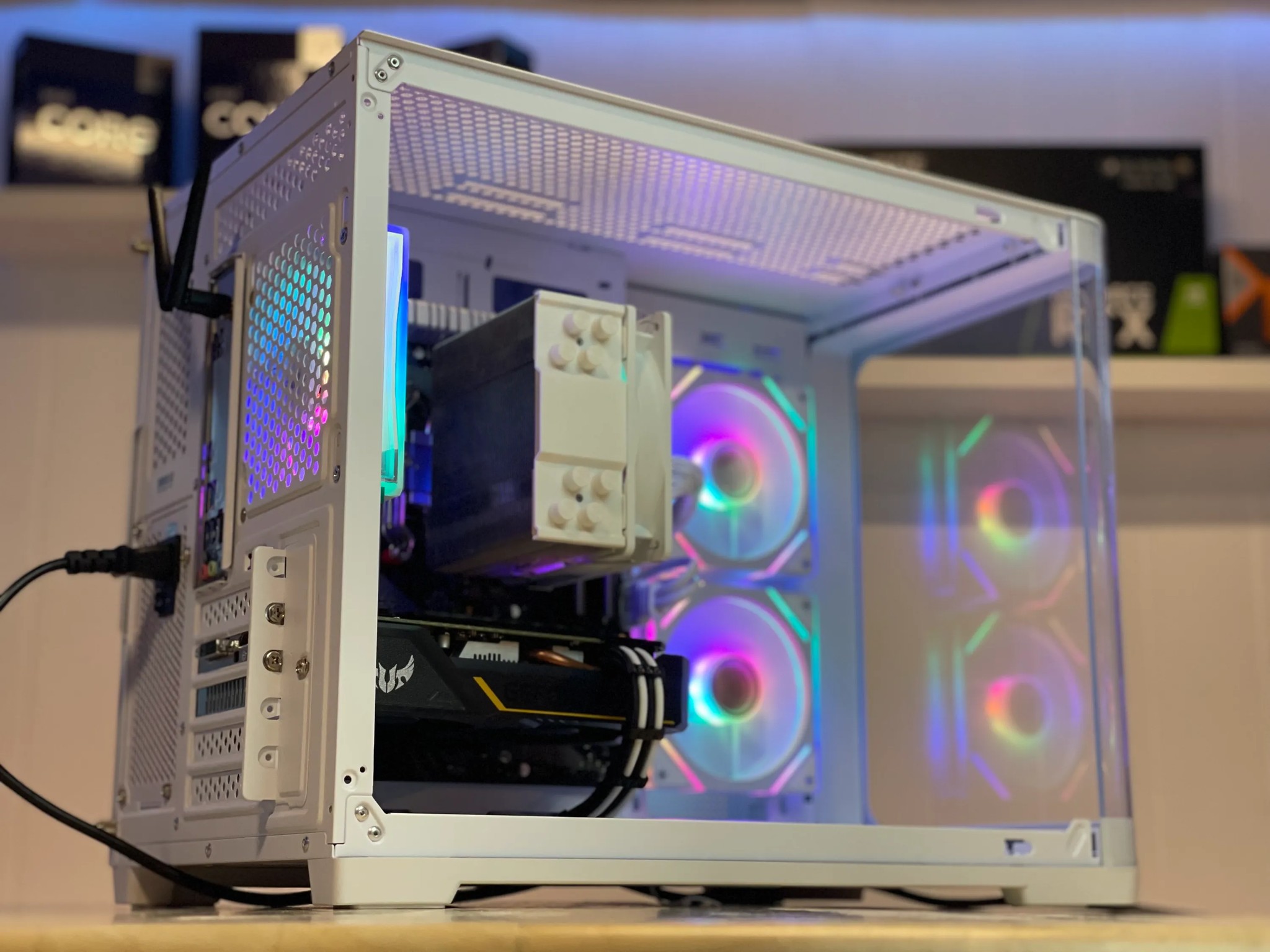 "Arctic Shadow" Ryzen 7 + GTX 1660 SUPER
