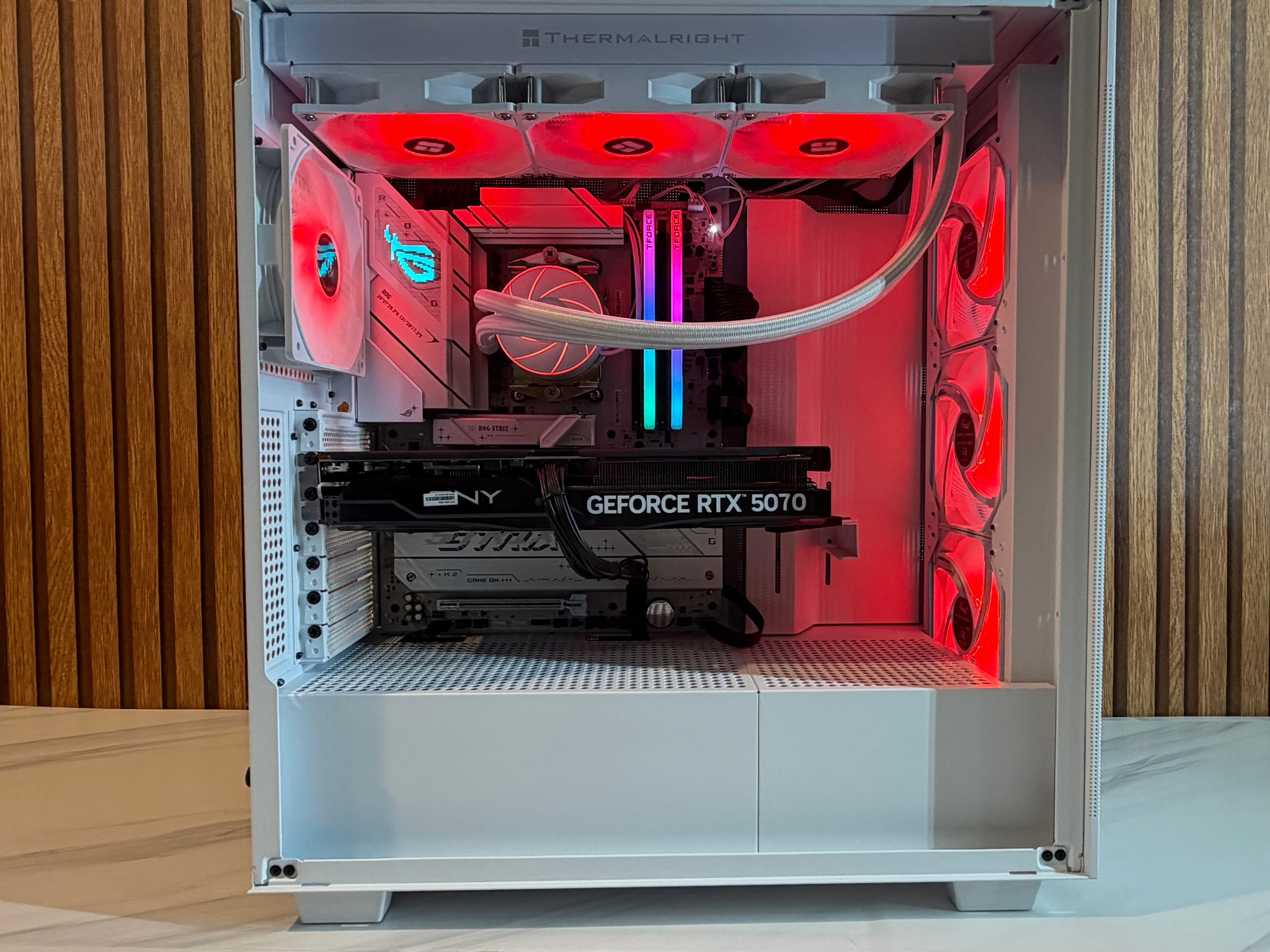 RTX 5070 | RYZEN 5 7600x | 16GB DDR5 | 750W PSU | 1TB NVME | 360MM AIO