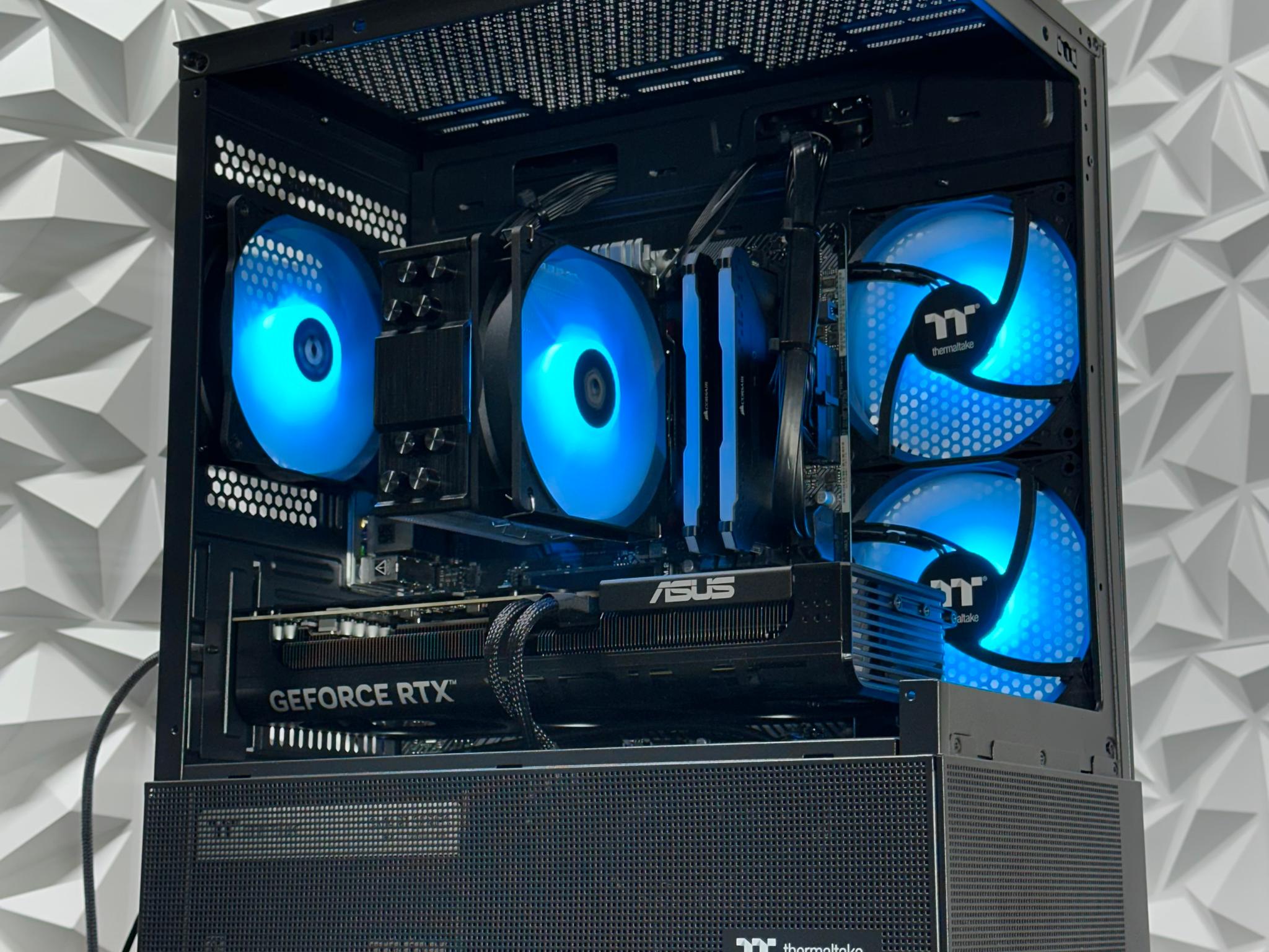 rtx 5070 / Ryzen 7 5800XT / 32GB 3600Mhz ddr4 ram / 1Tb crucial Nvme ssd / Windows 11