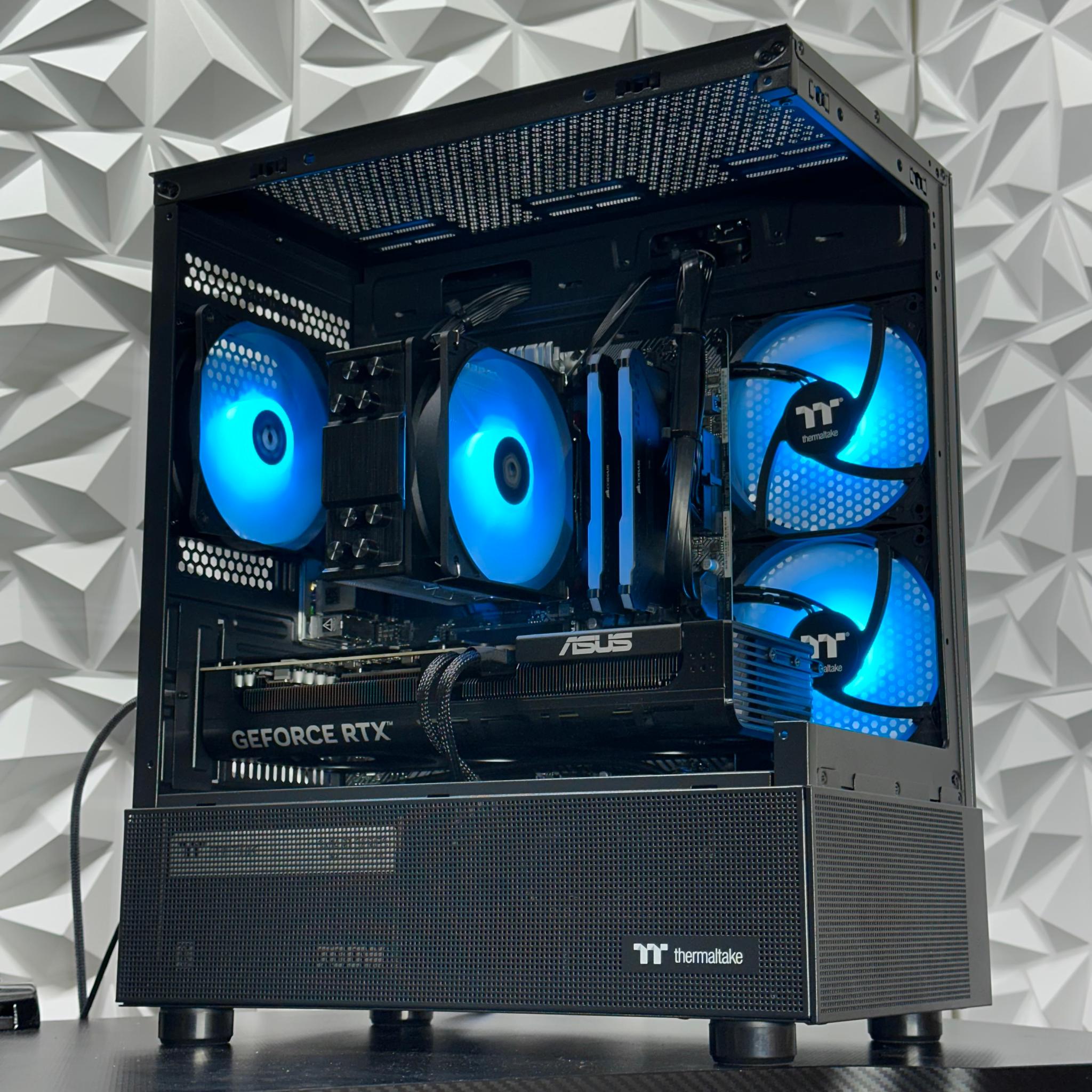 rtx 5070 / Ryzen 7 5800XT / 32GB 3200Mhz ddr4 ram / 1Tb crucial Nvme ssd / Windows 11