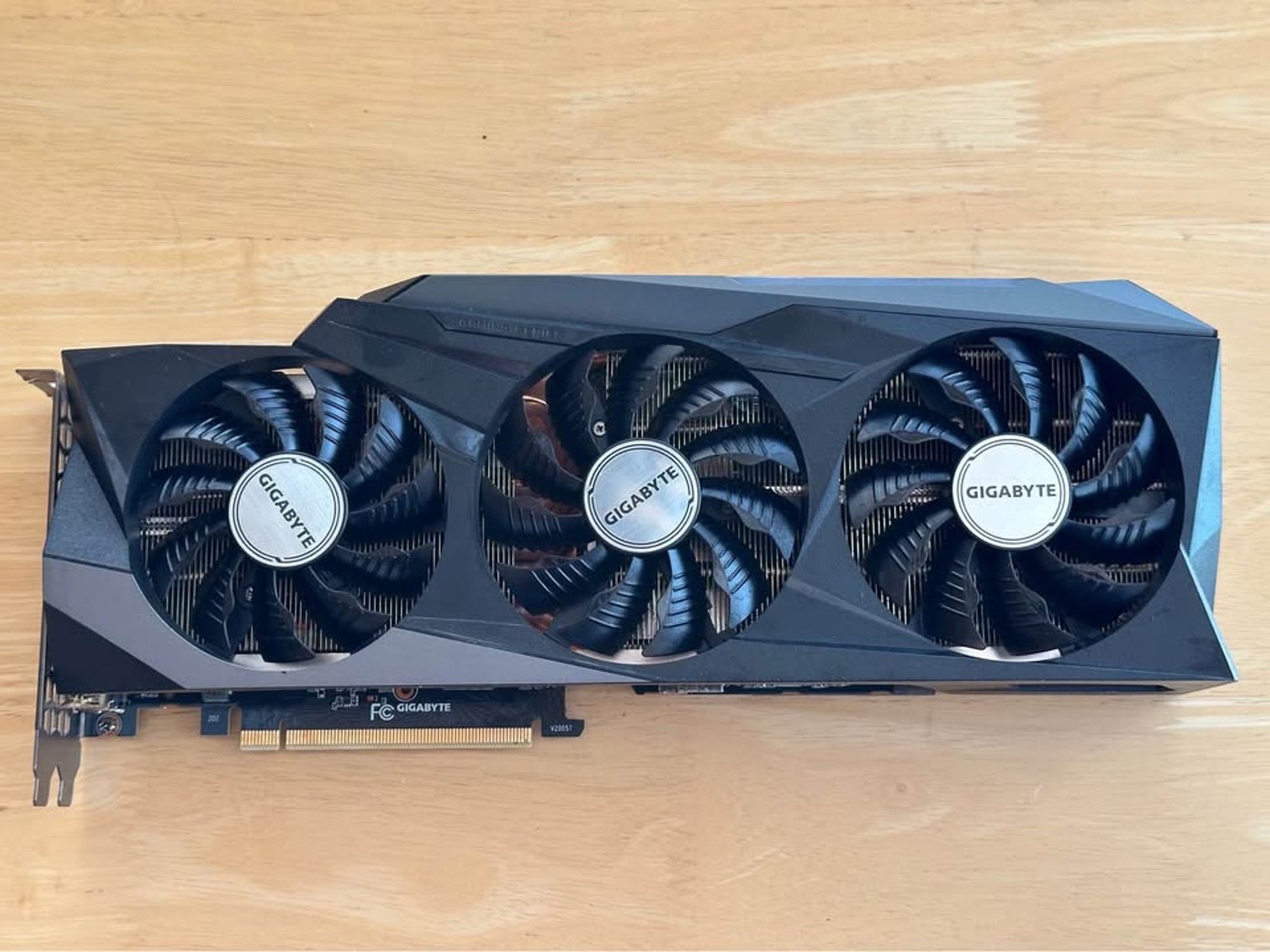 Gigabyte RTX 3080 10 GB Gaming OC with original box