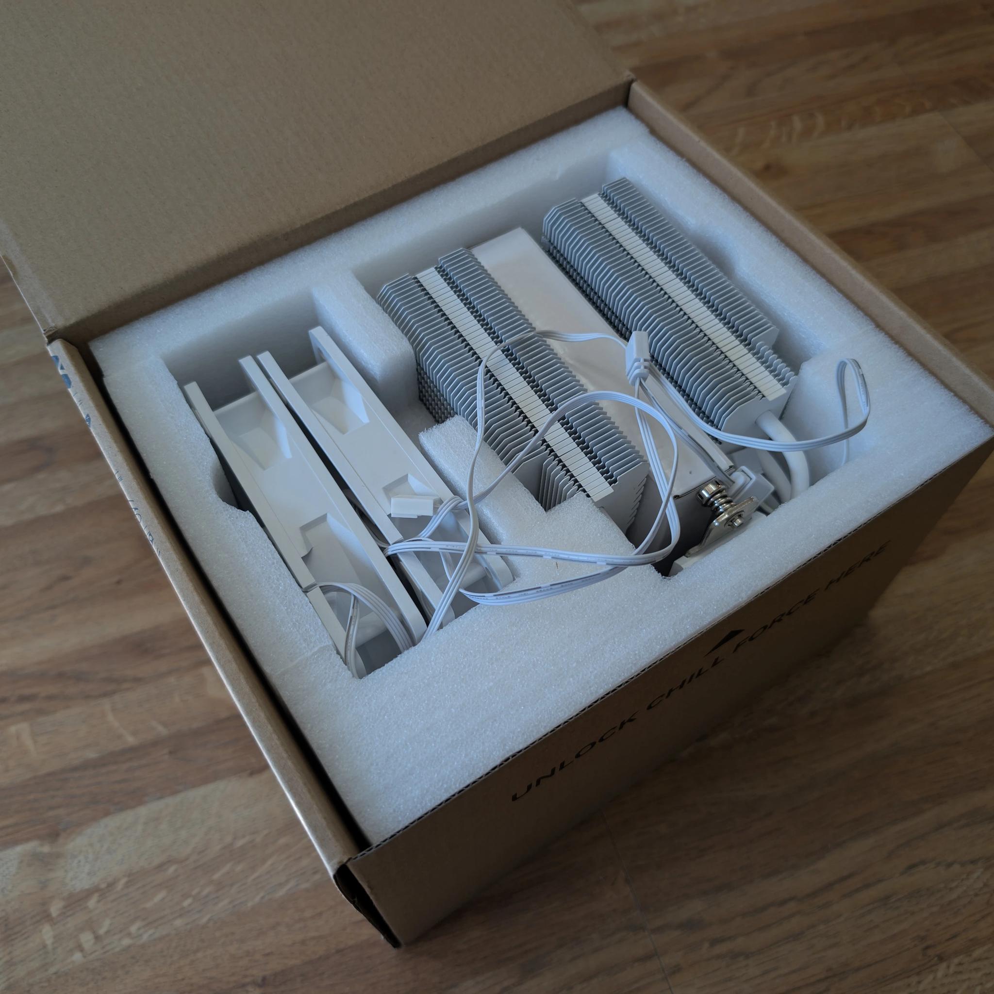 Thermalright Peerless Assassin 120 SE ARGB White CPU Air Cooler