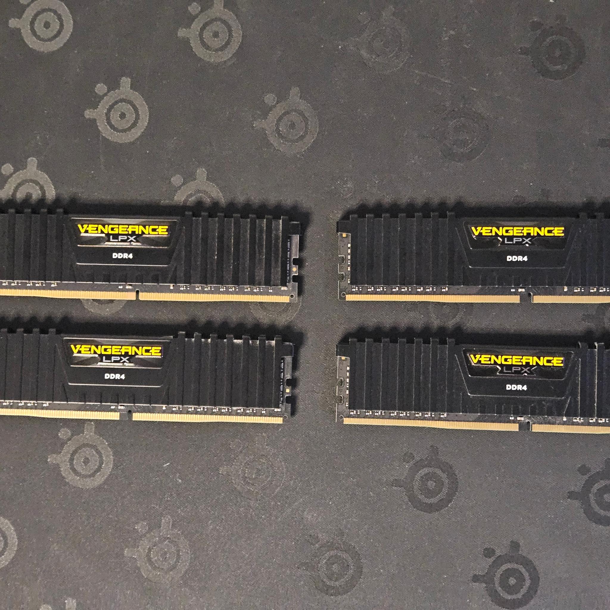 Corsair Vengeance LPX 16GB (4×4GB) DDR4 DRAM