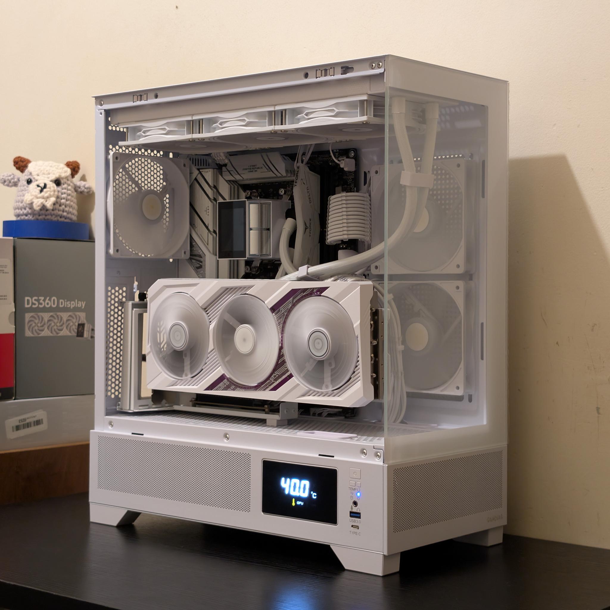 🤍🦢 4K Gaming Beast | RX 7900XT | Ryzen 7 7700X | 2TB SSD | 32GB RAM | WiFi 6 & Bluetooth 🦢🤍