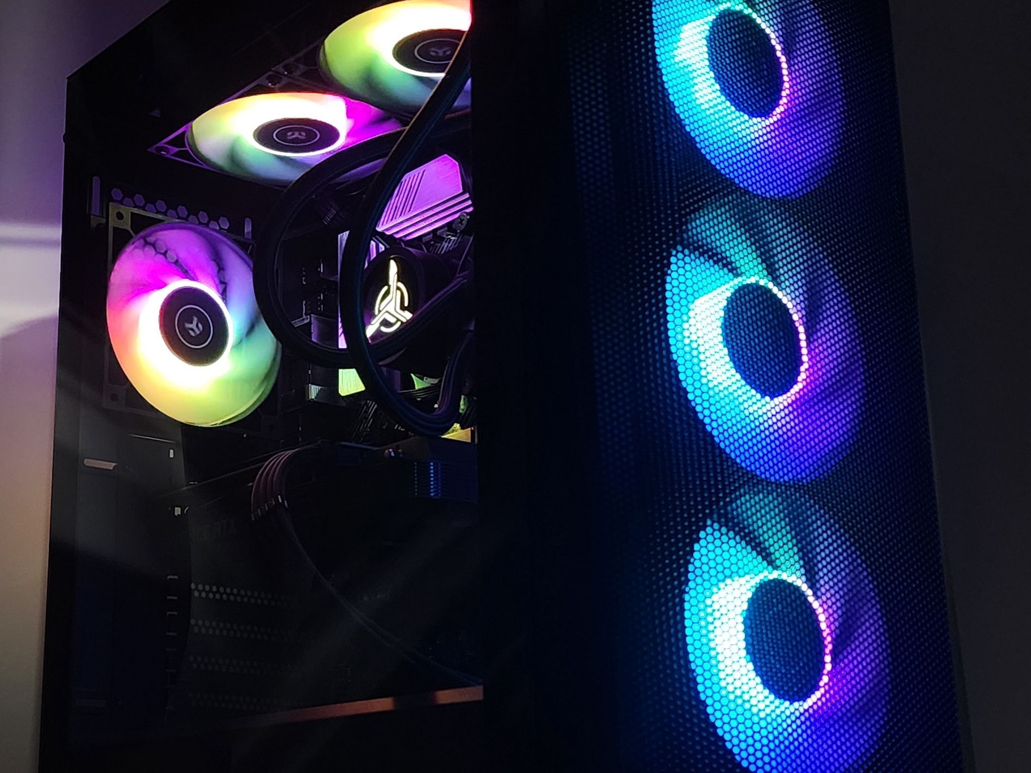 Gaming PC Ryzen 5 5500 32GB RAM 1TB SSD RTX 3070 8GB Windows 11 PC