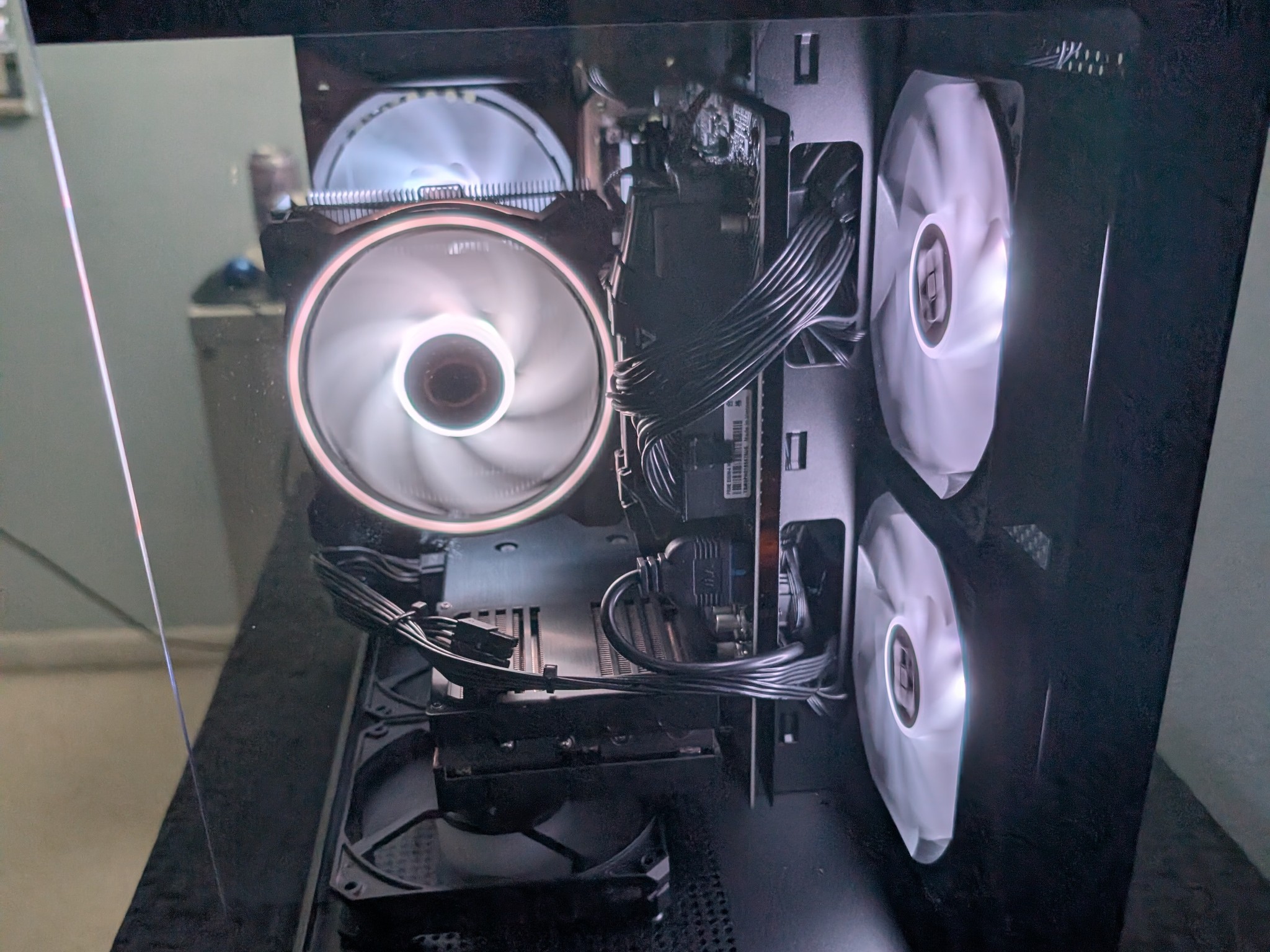 Nvidia RTX 3070-Ryzen 7 3700x-16GB DDR4 3200-1 TB NVME Gen 4 matx