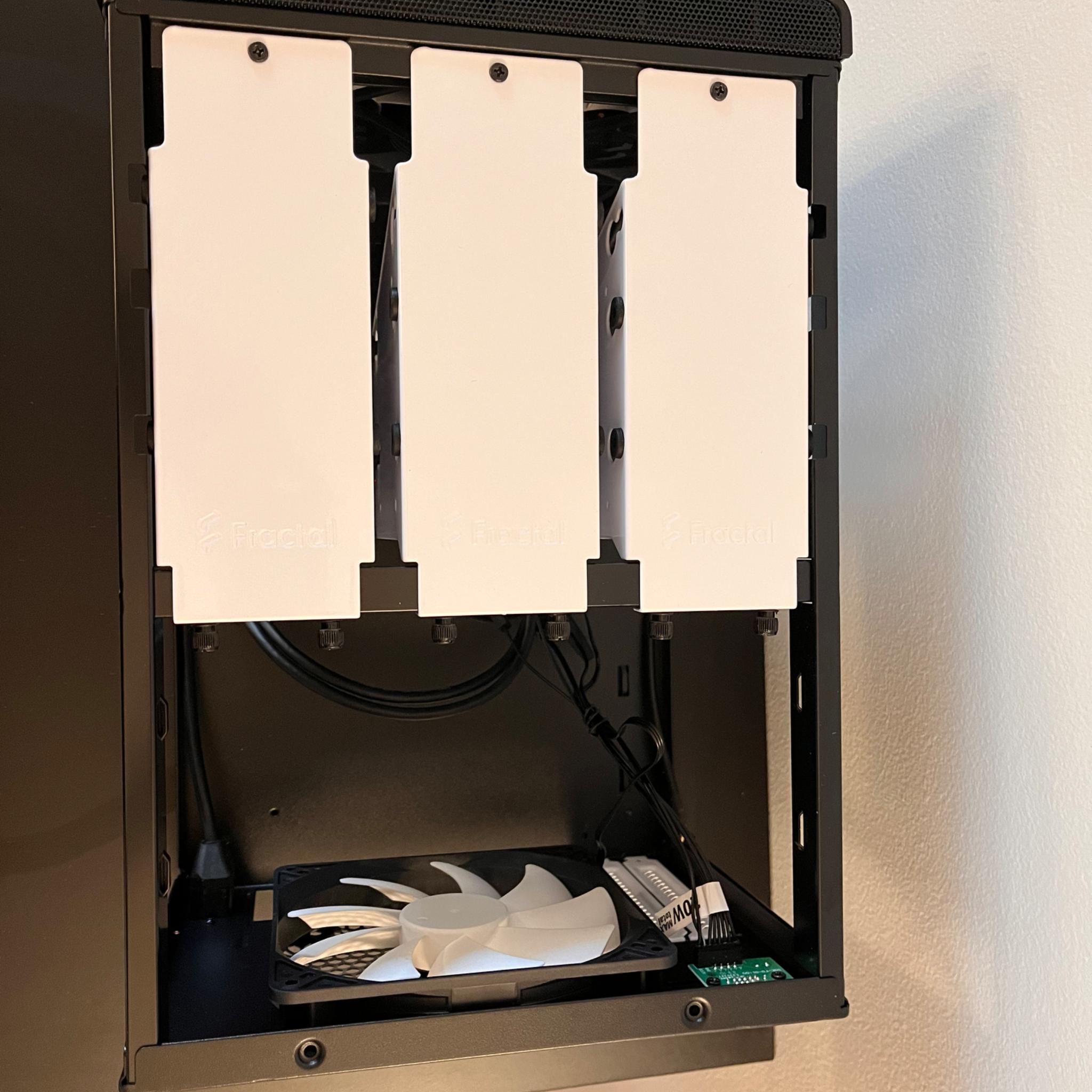 Fractal Node 304 - Like New